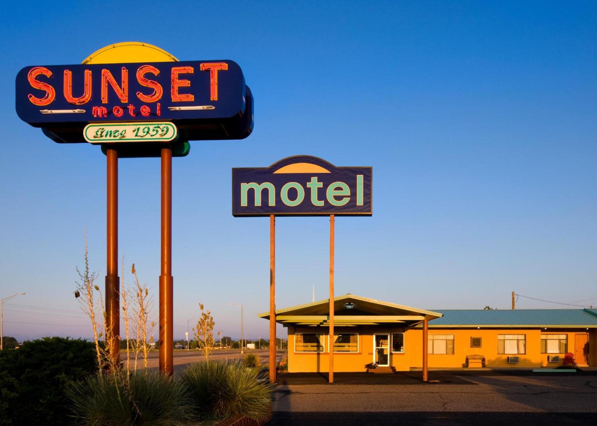Sunset Motel Moriarty photo 10