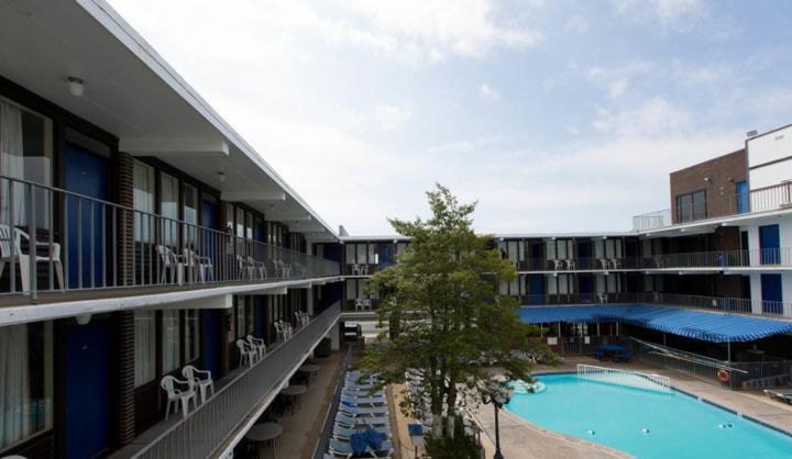 Brittany Motel photo 1