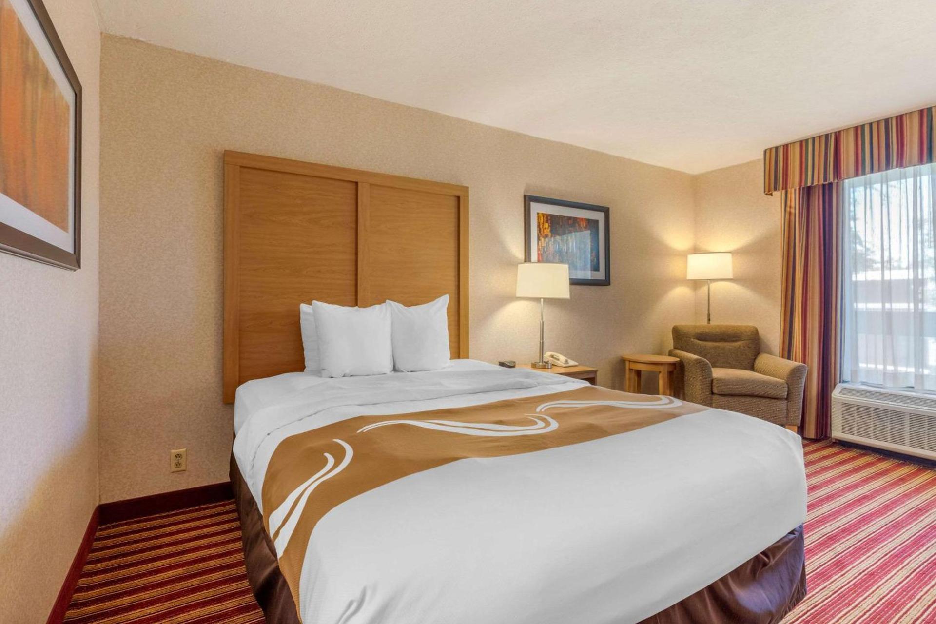 Quality Inn Exit 4 photo 67