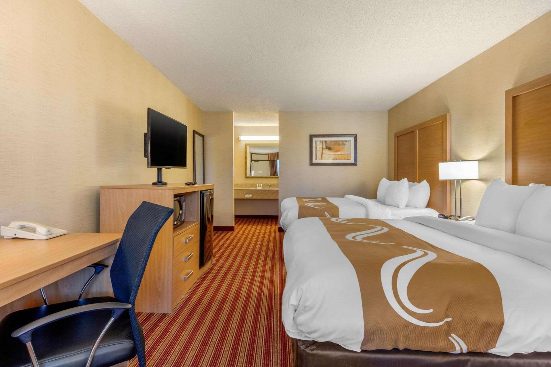 Quality Inn Exit 4 photo 7