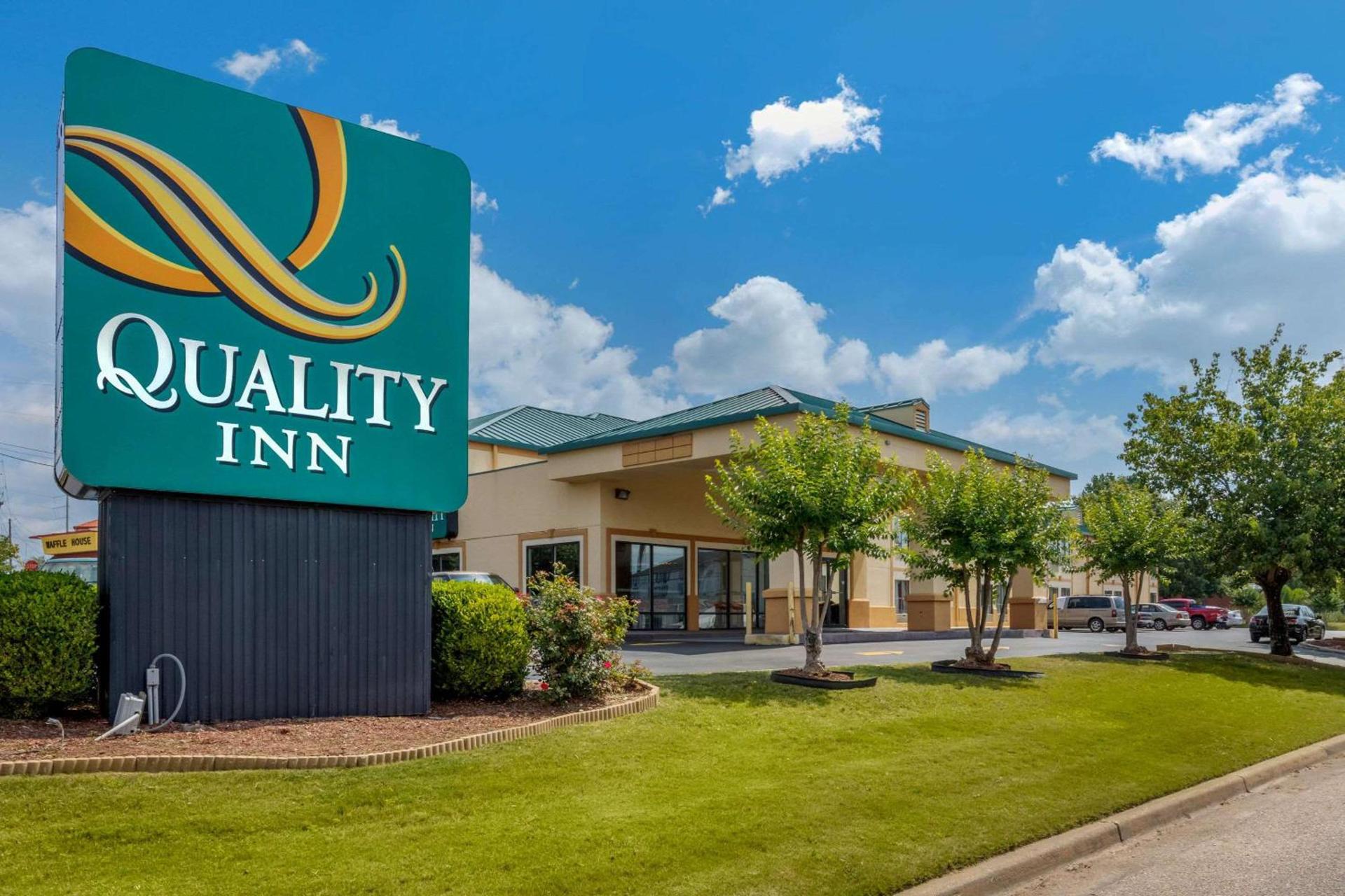 Quality Inn Auburn Campus Area I-85 — hotel in Auburn