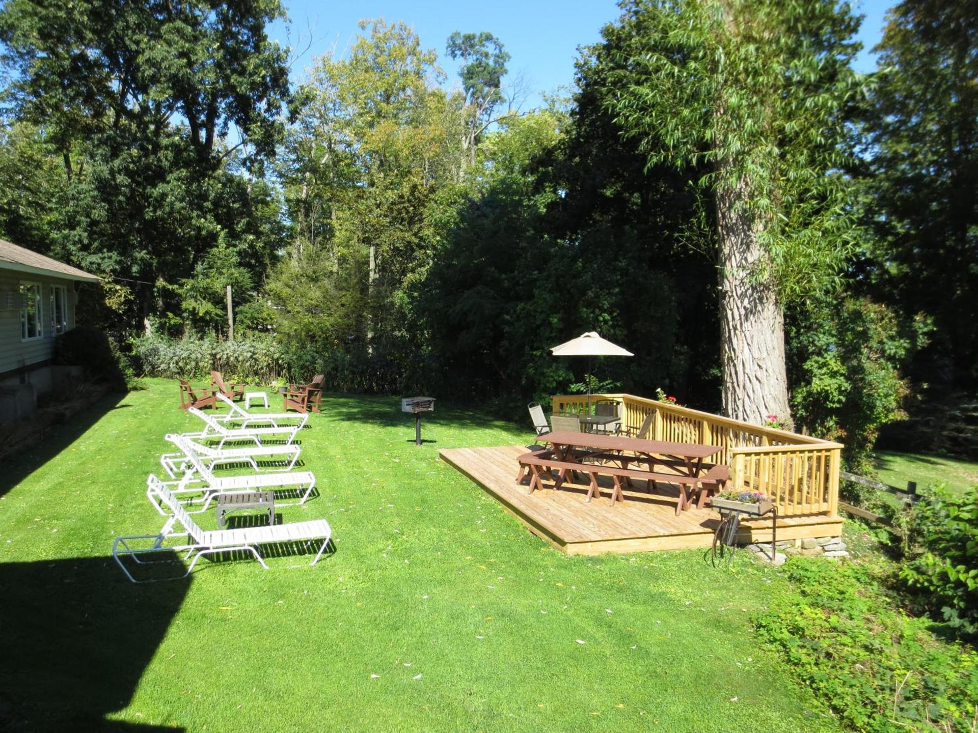 Hickory Grove Motor Inn - Cooperstown photo 14