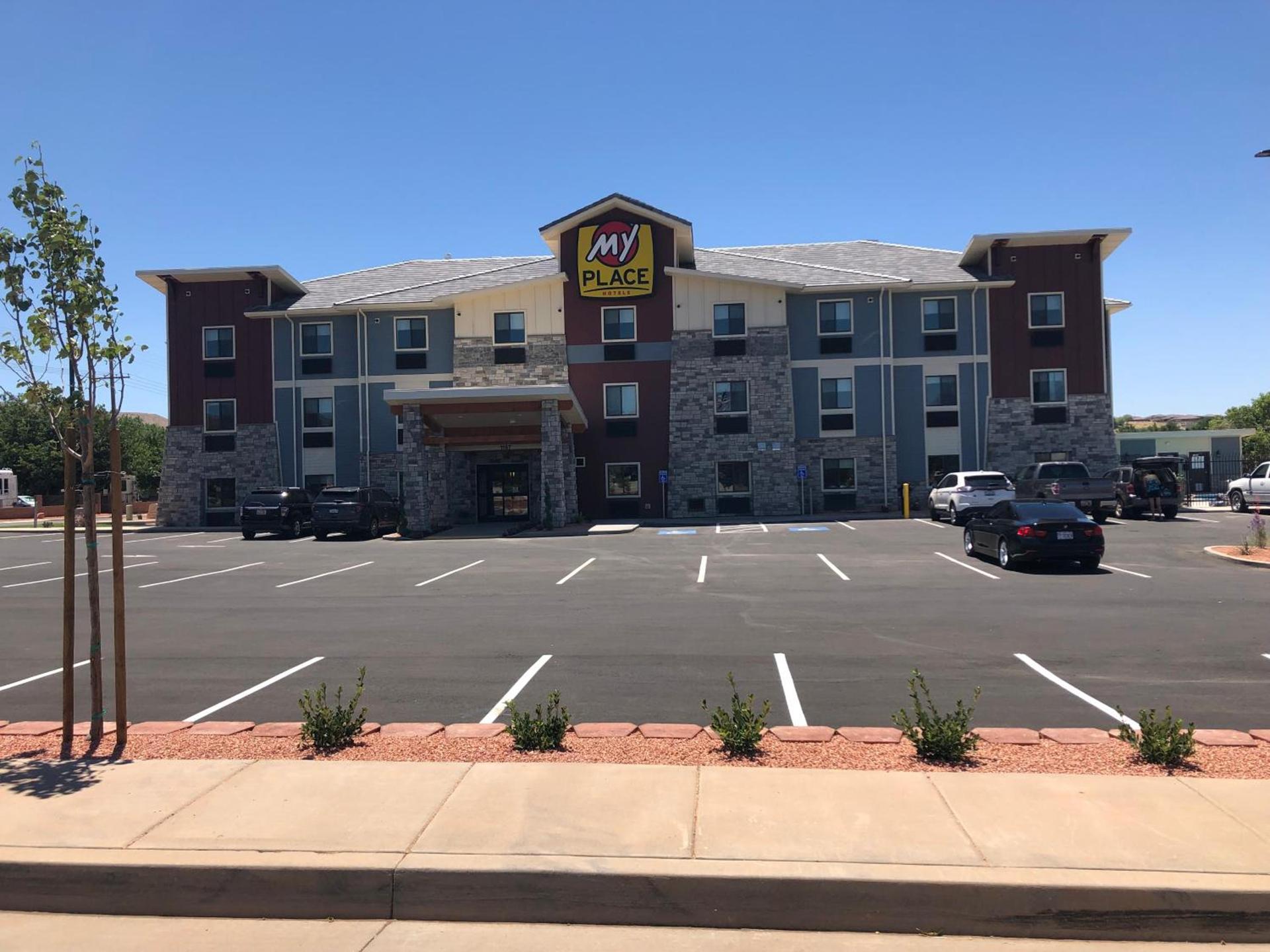 My Place Hotel-Hurricane, UT photo 3