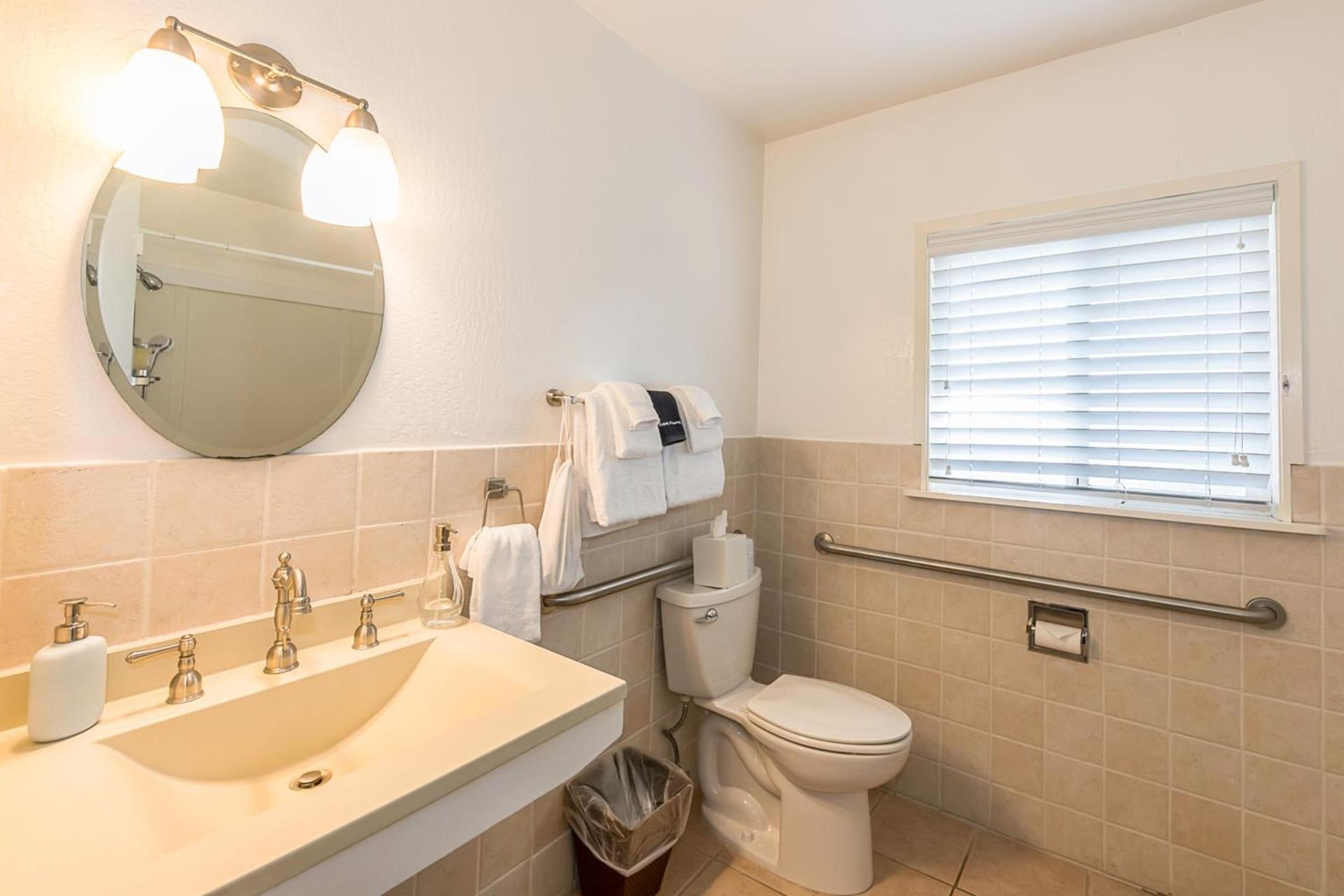 Inn at Schoolhouse Creek photo 24
