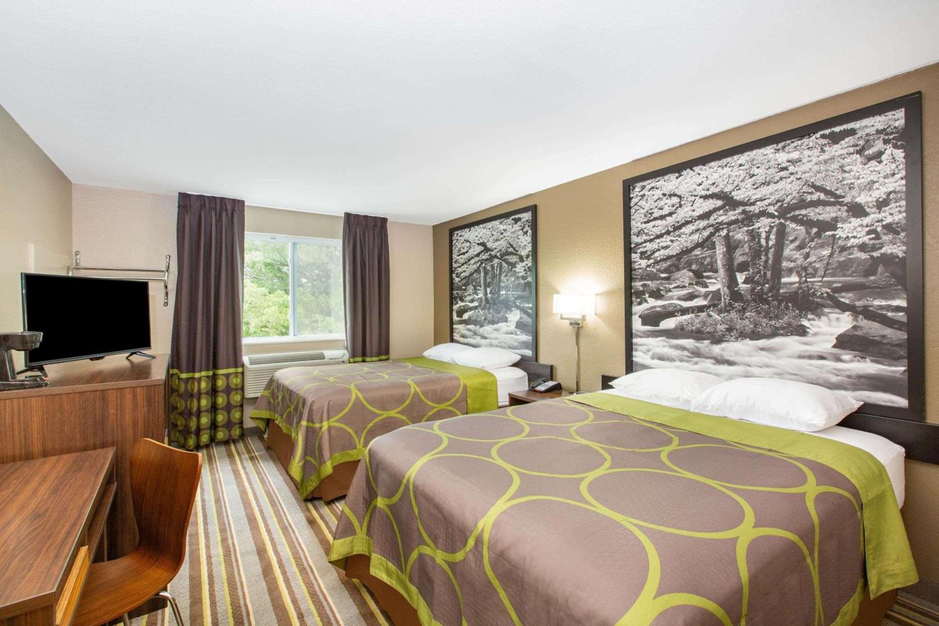 Super 8 by Wyndham Chattanooga Lookout Mountain TN photo 7