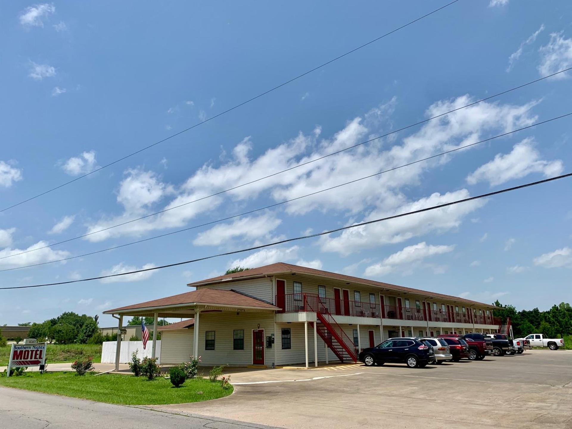 Southern Nights Motel photo 12