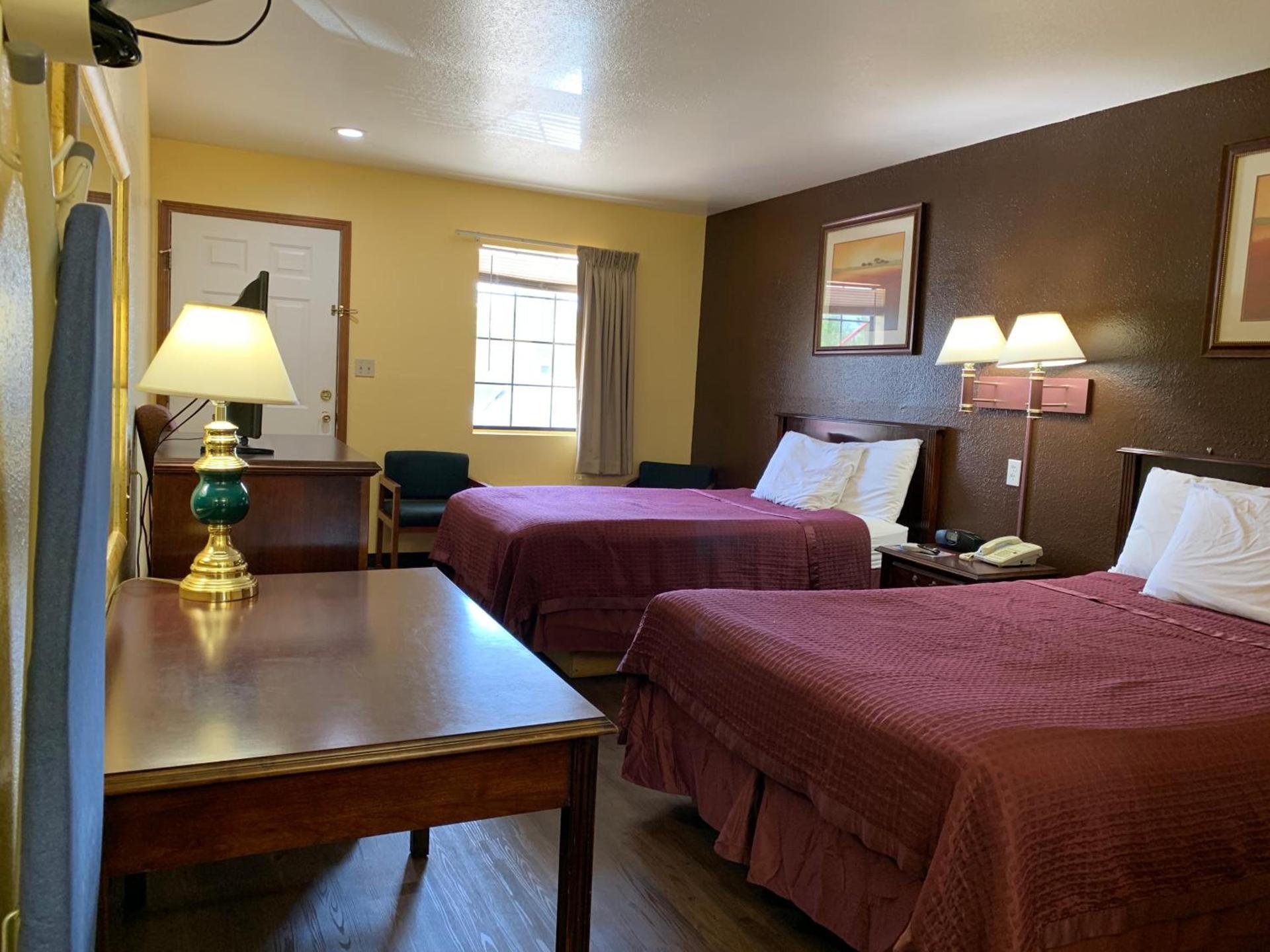 Southern Nights Motel photo 11
