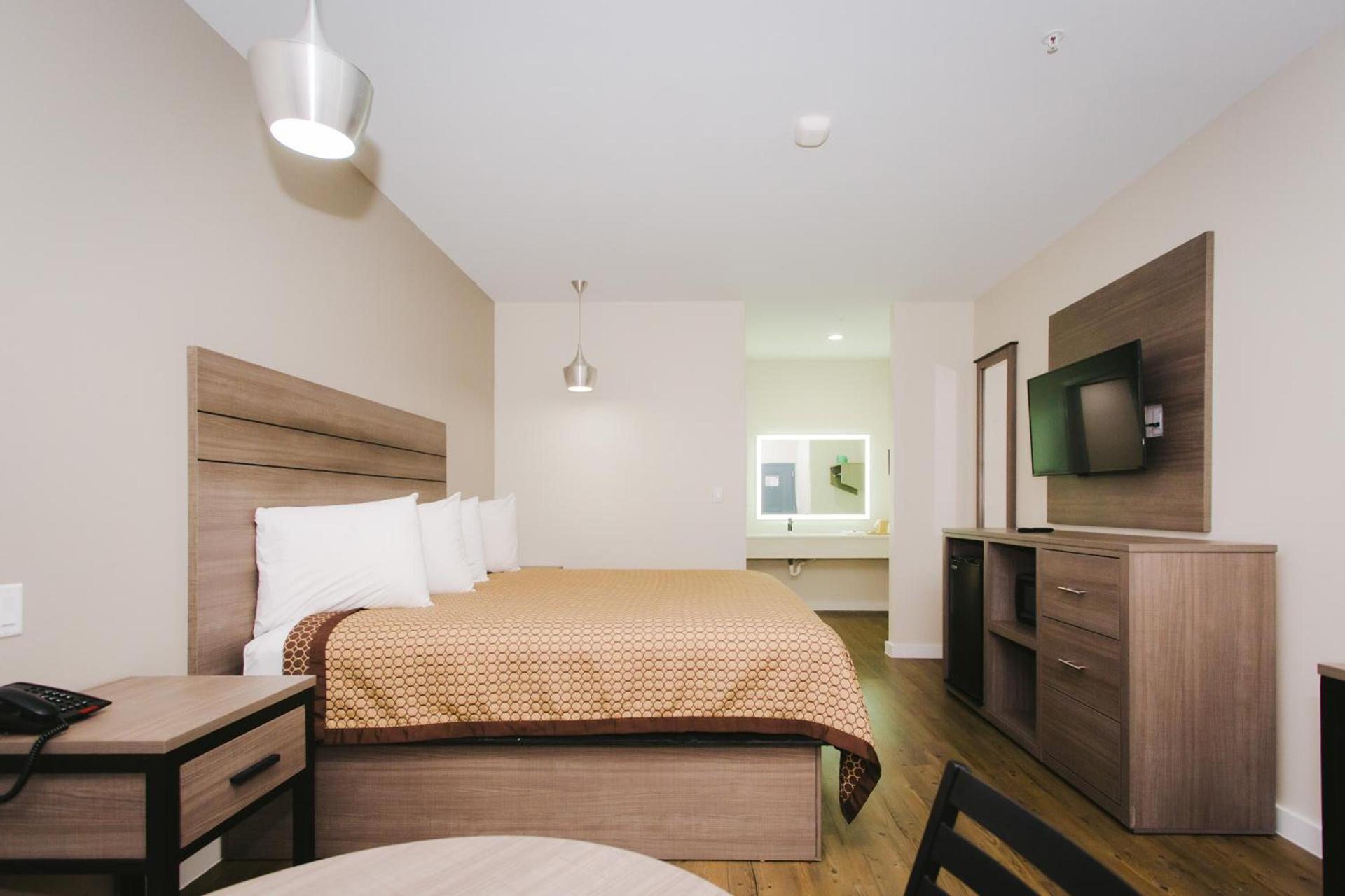 Palace Inn- Louetta photo 23
