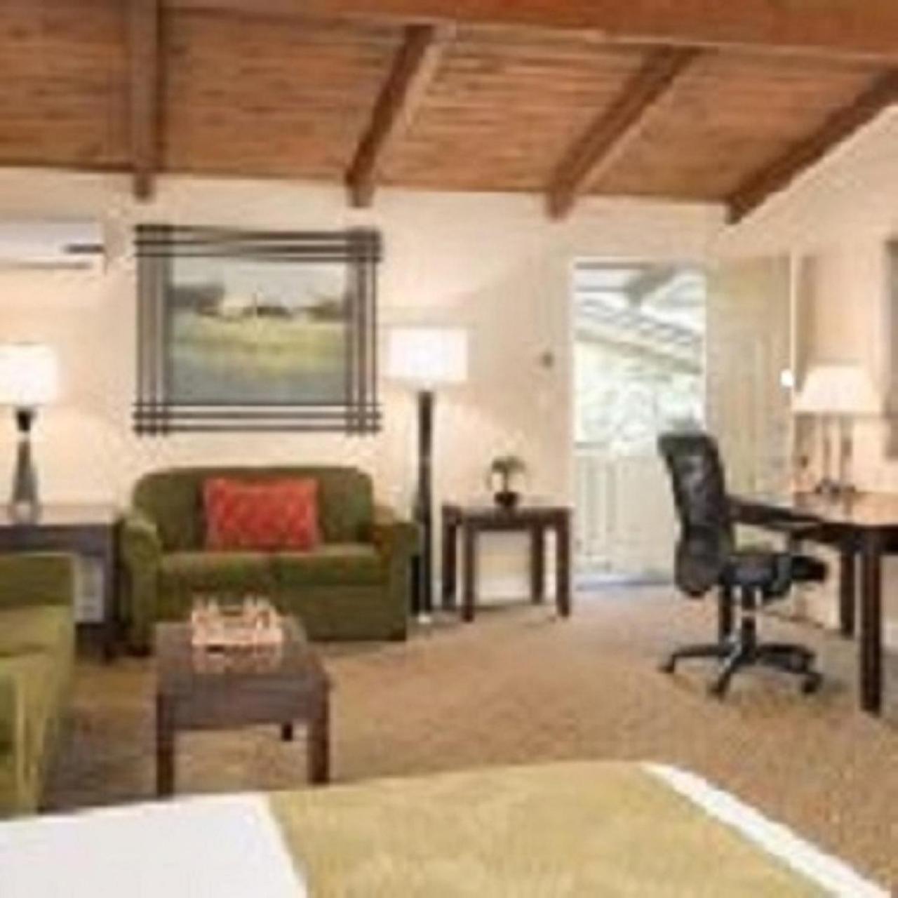 Country Inn Motel photo 38