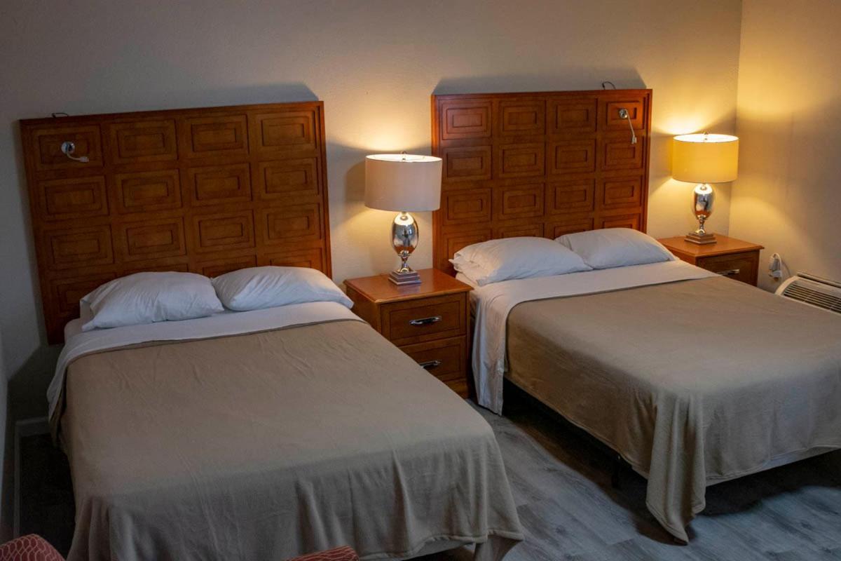 SOUTHERN STAR INN photo 9