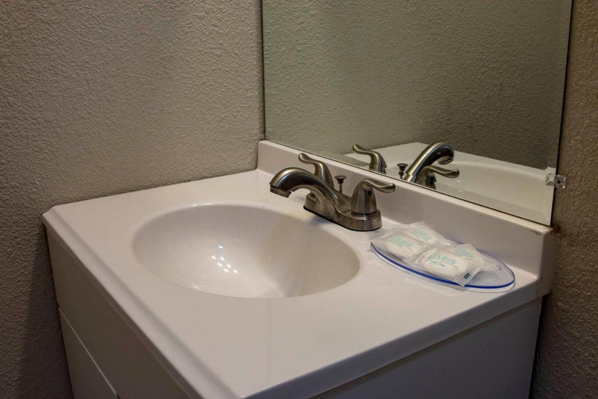 SOUTHERN STAR INN photo 5