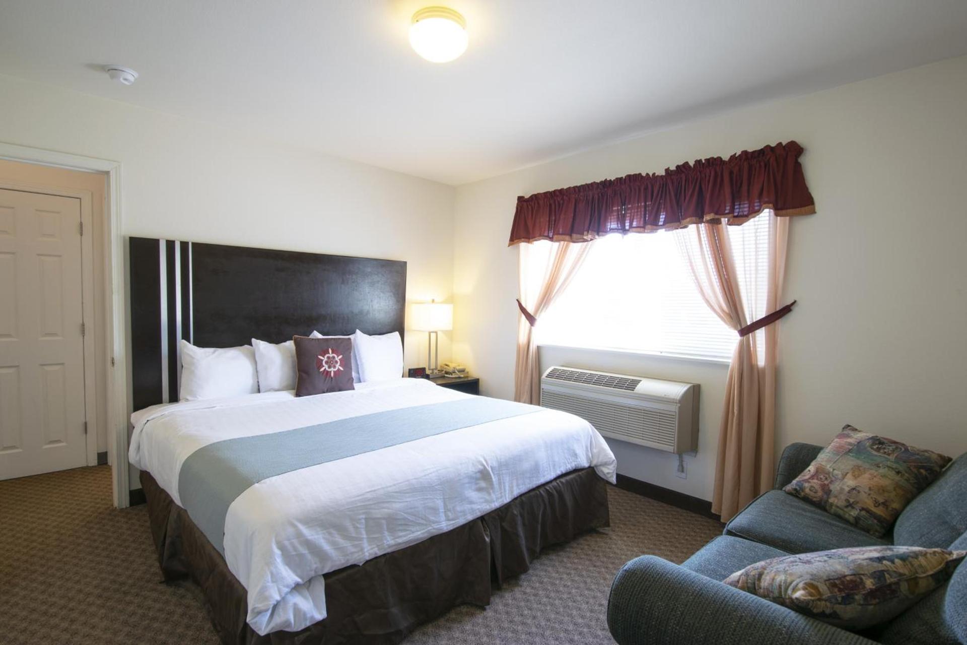 Sunrise Inn photo 35