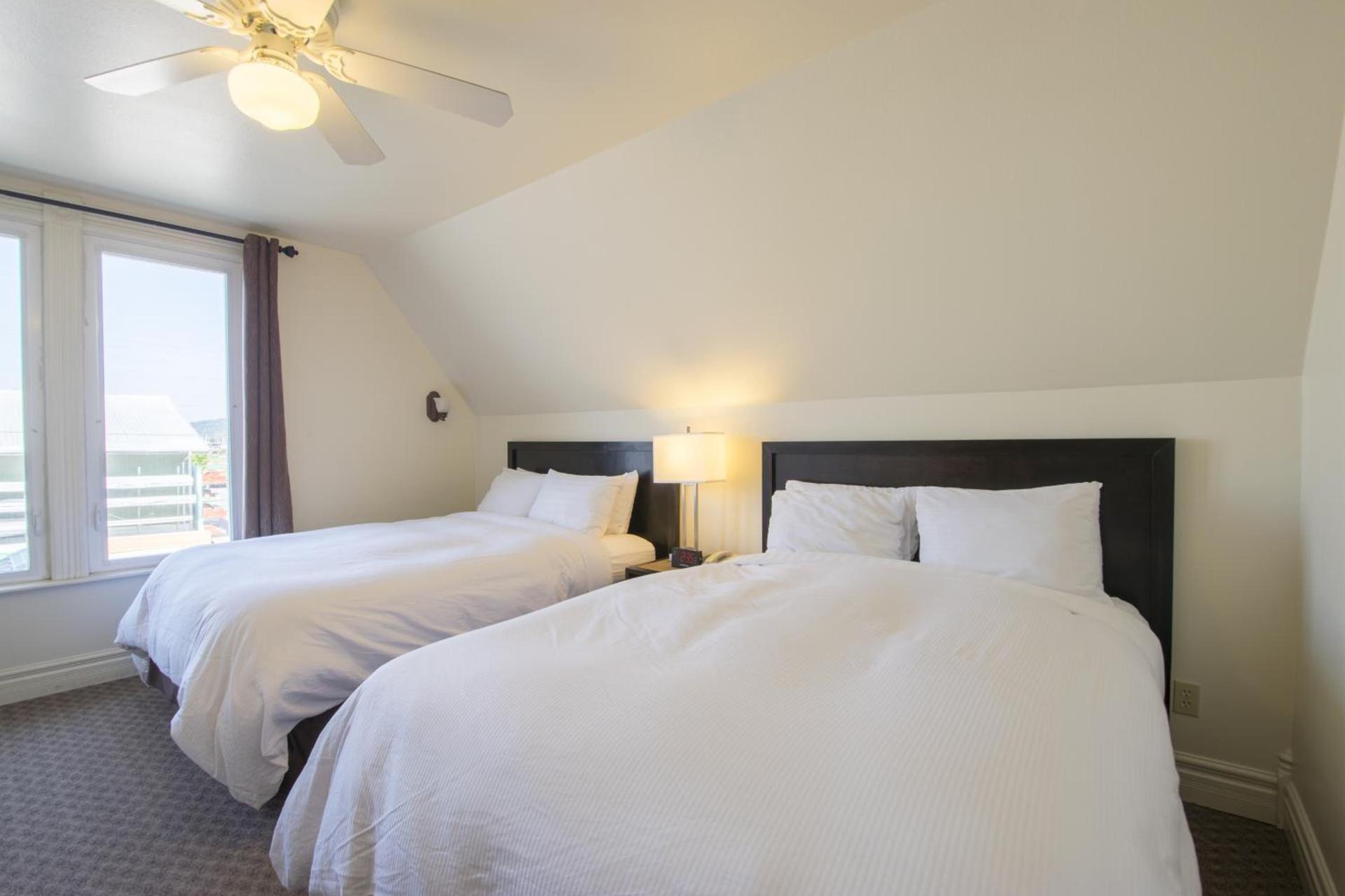 Sunrise Inn photo 50