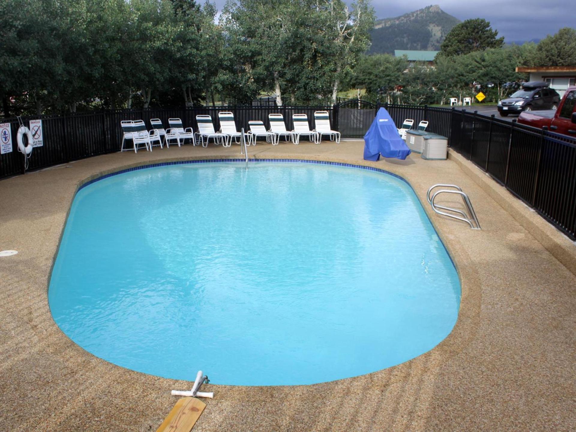 Alpine Trail Ridge Inn photo 33