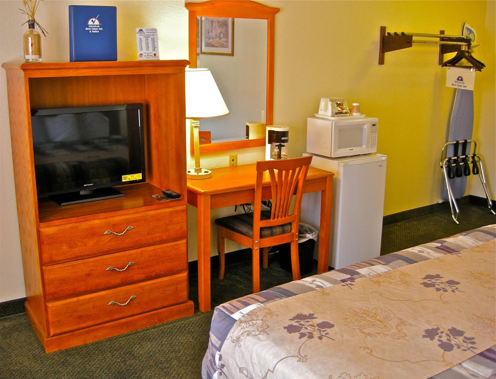 Americas Best Value Inn - Pendleton photo 25