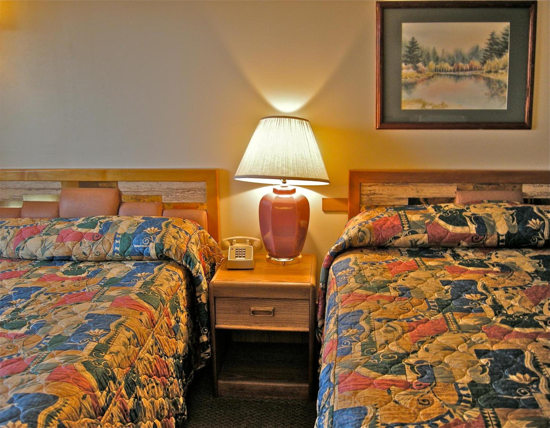 Royal Motor Inn photo 41