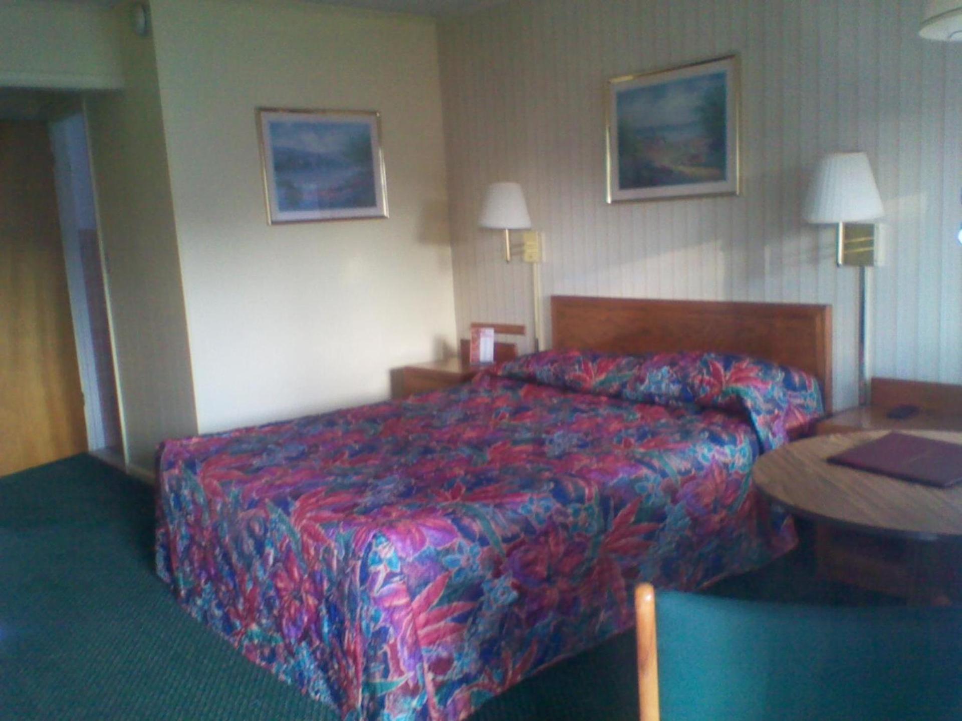 Starlite Budget Inn photo 5