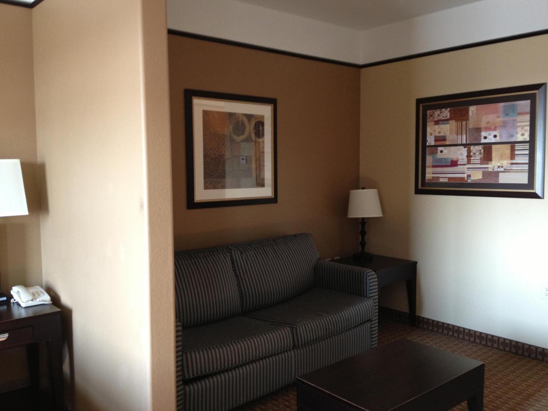 Sonesta Essential Hotels Odessa photo 32