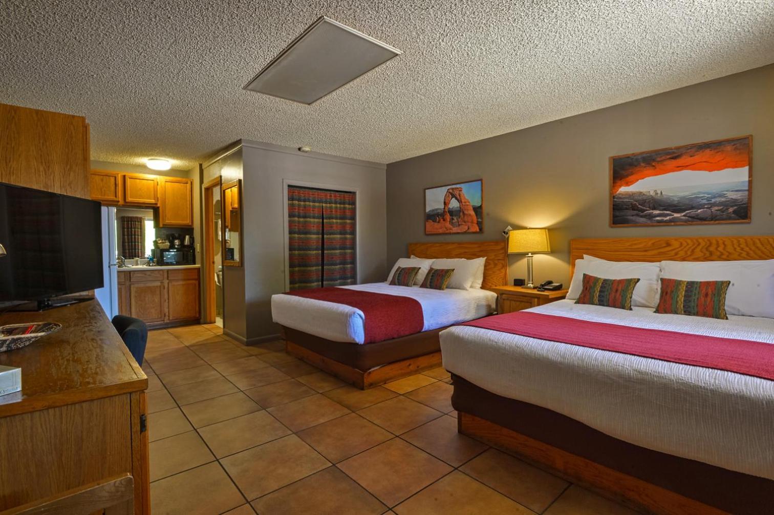 Rustic Inn photo 13