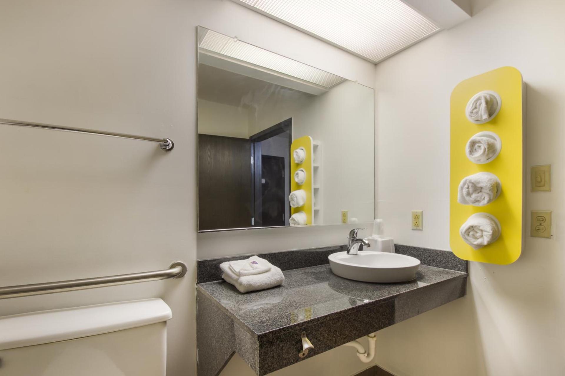 Motel 6-Rothschild, WI photo 45
