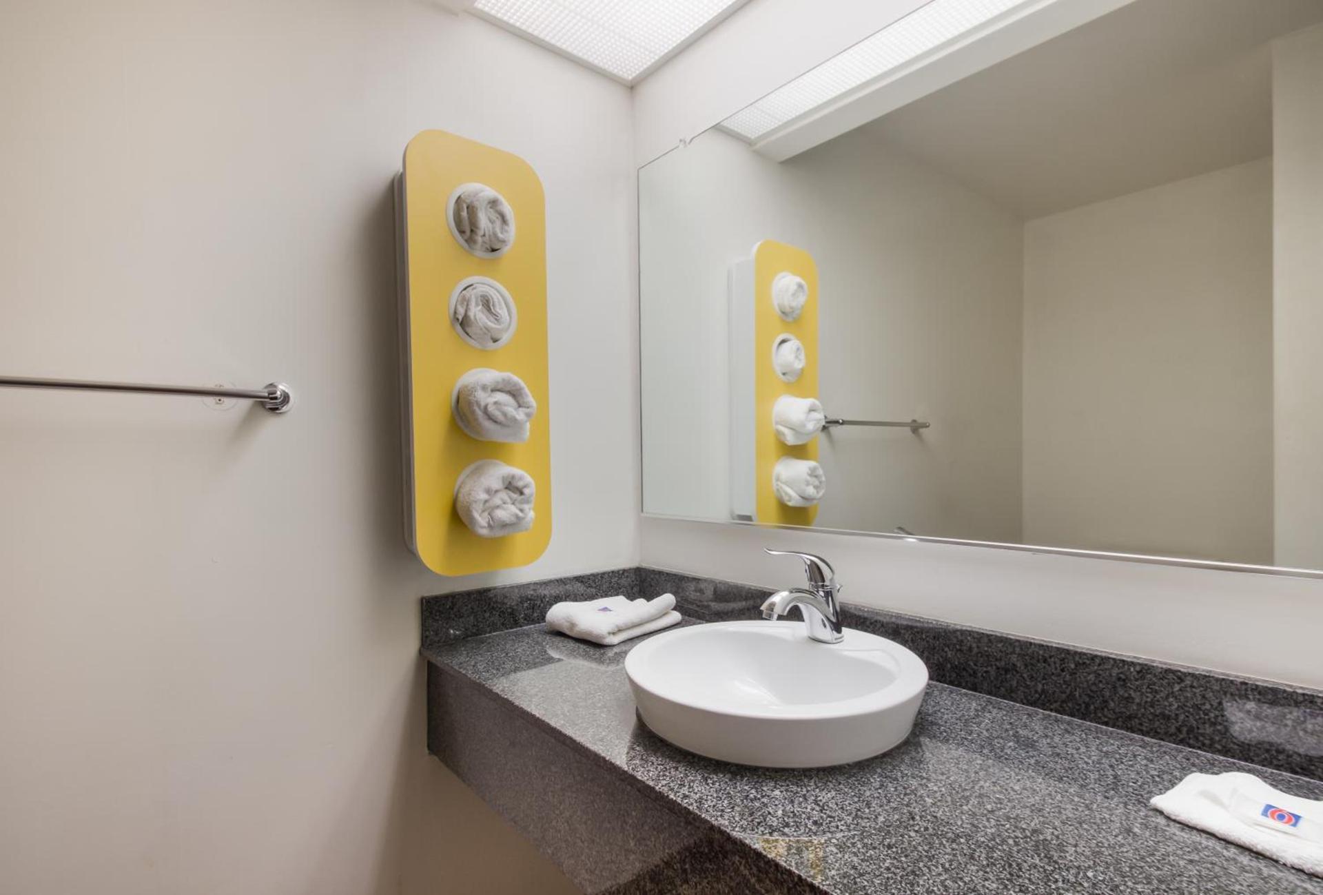 Motel 6-Rothschild, WI photo 28