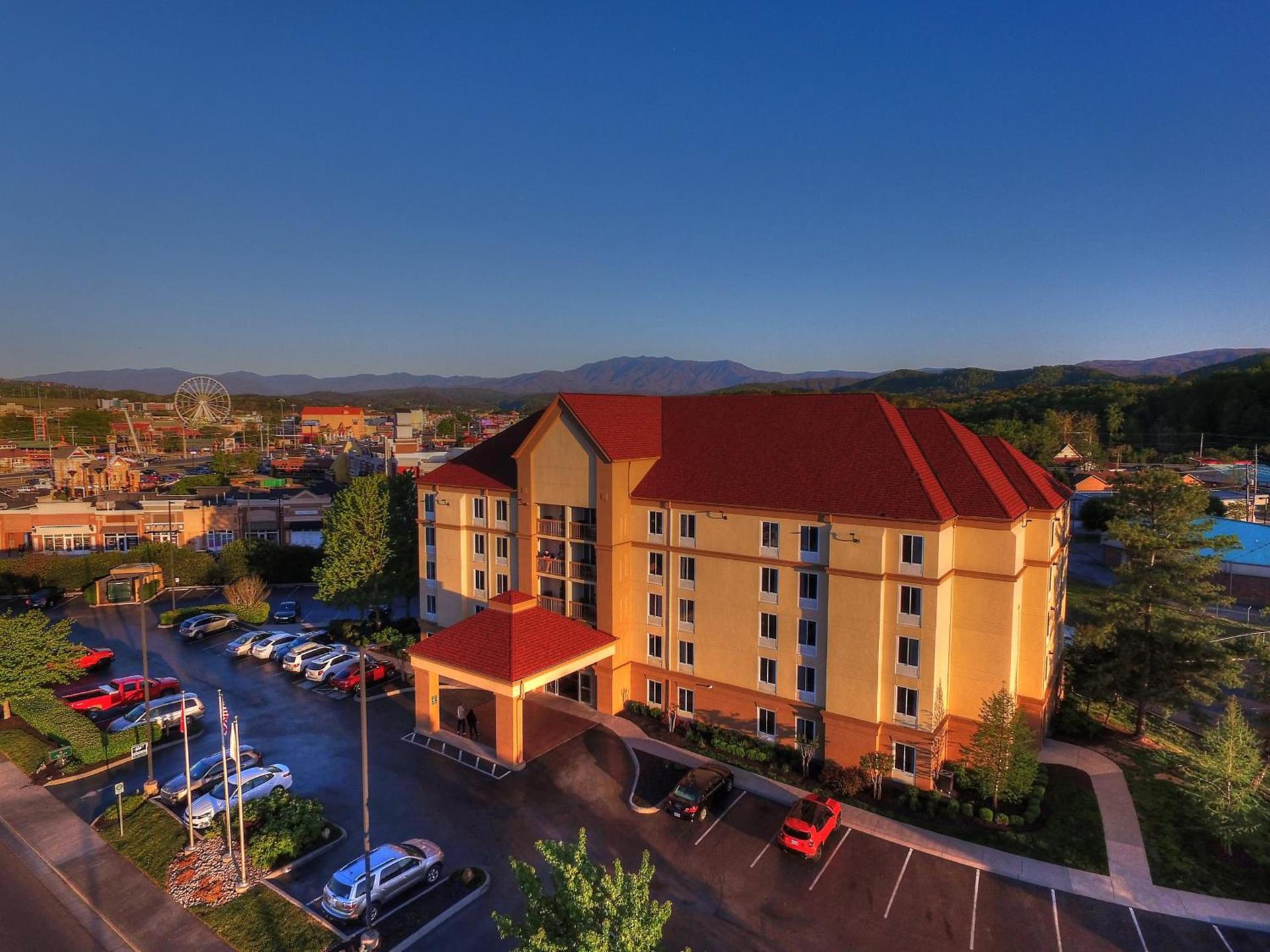 La Quinta by Wyndham Pigeon Forge photo 34