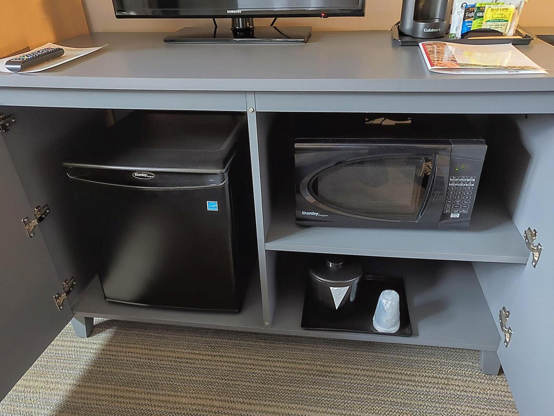 Country Inn & Suites by Radisson, Seattle-Tacoma International Airport, WA photo 40