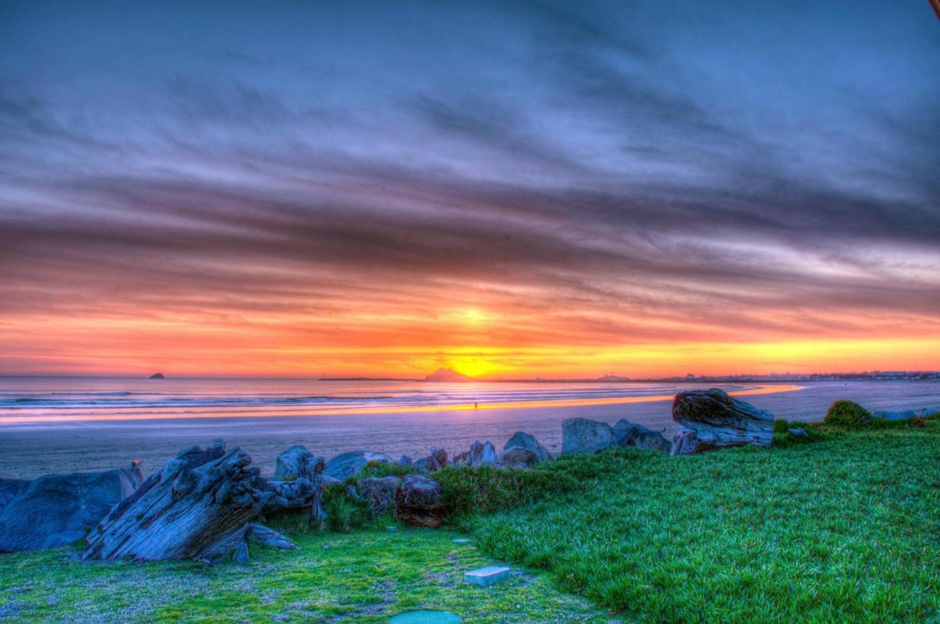 Crescent Beach Motel photo 65