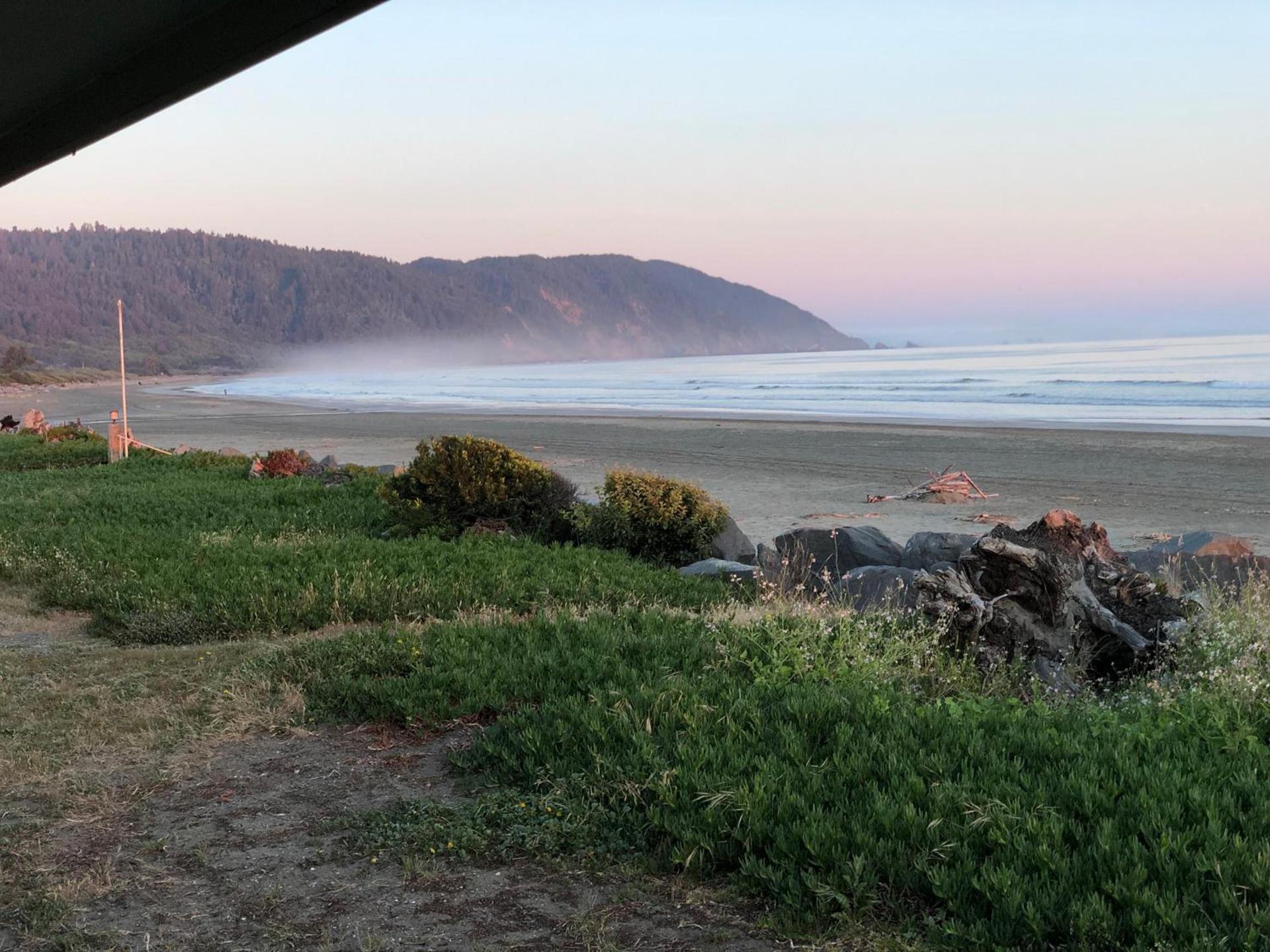 Crescent Beach Motel photo 50