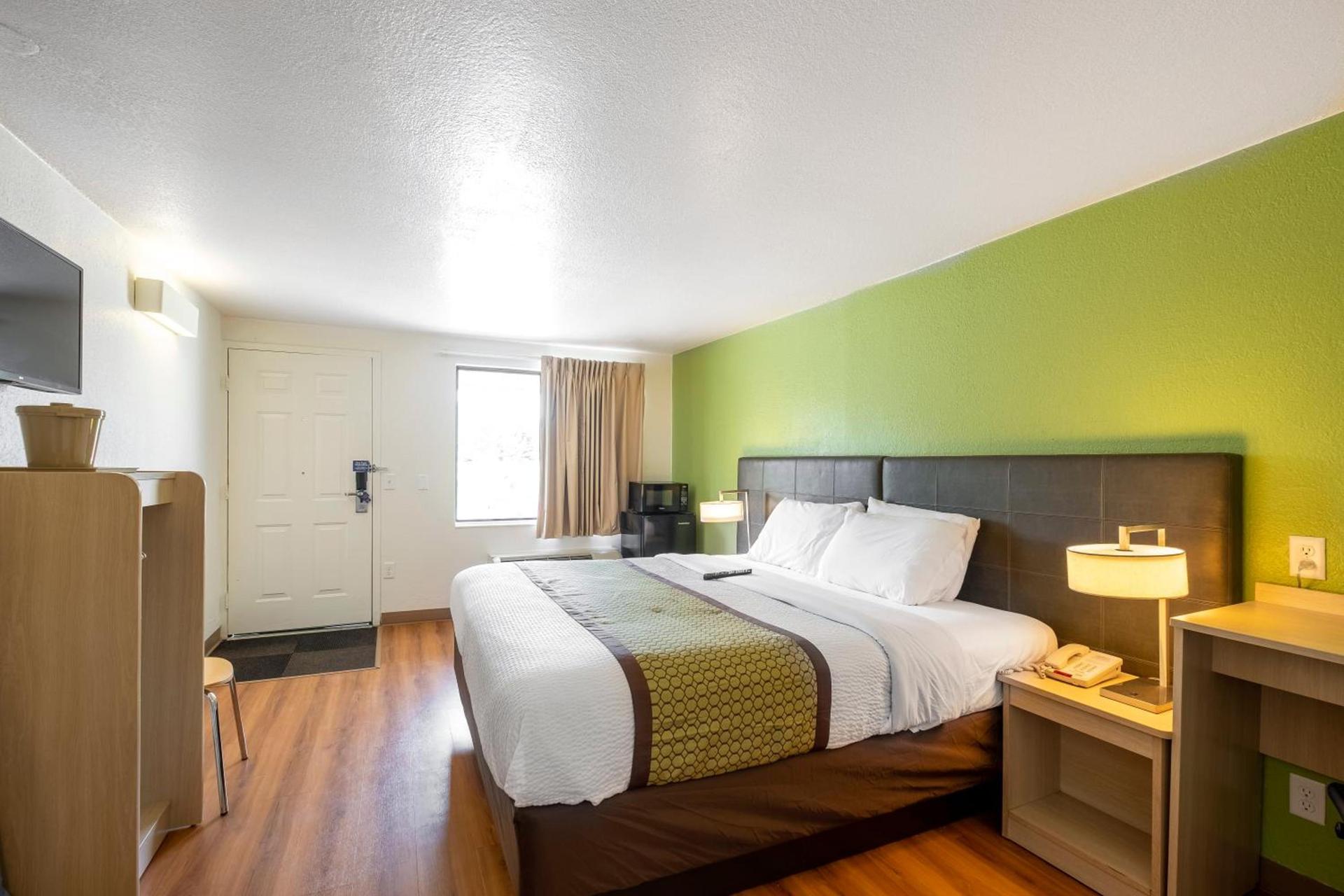 American Inn photo 23