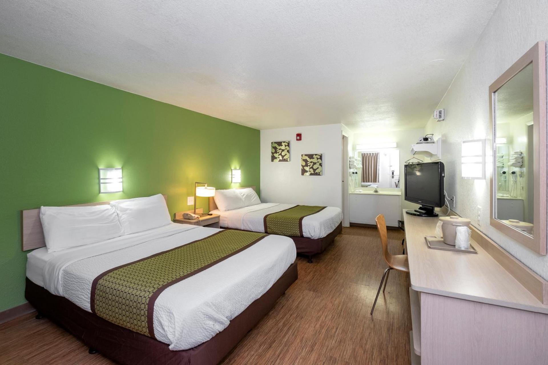 American Inn photo 24