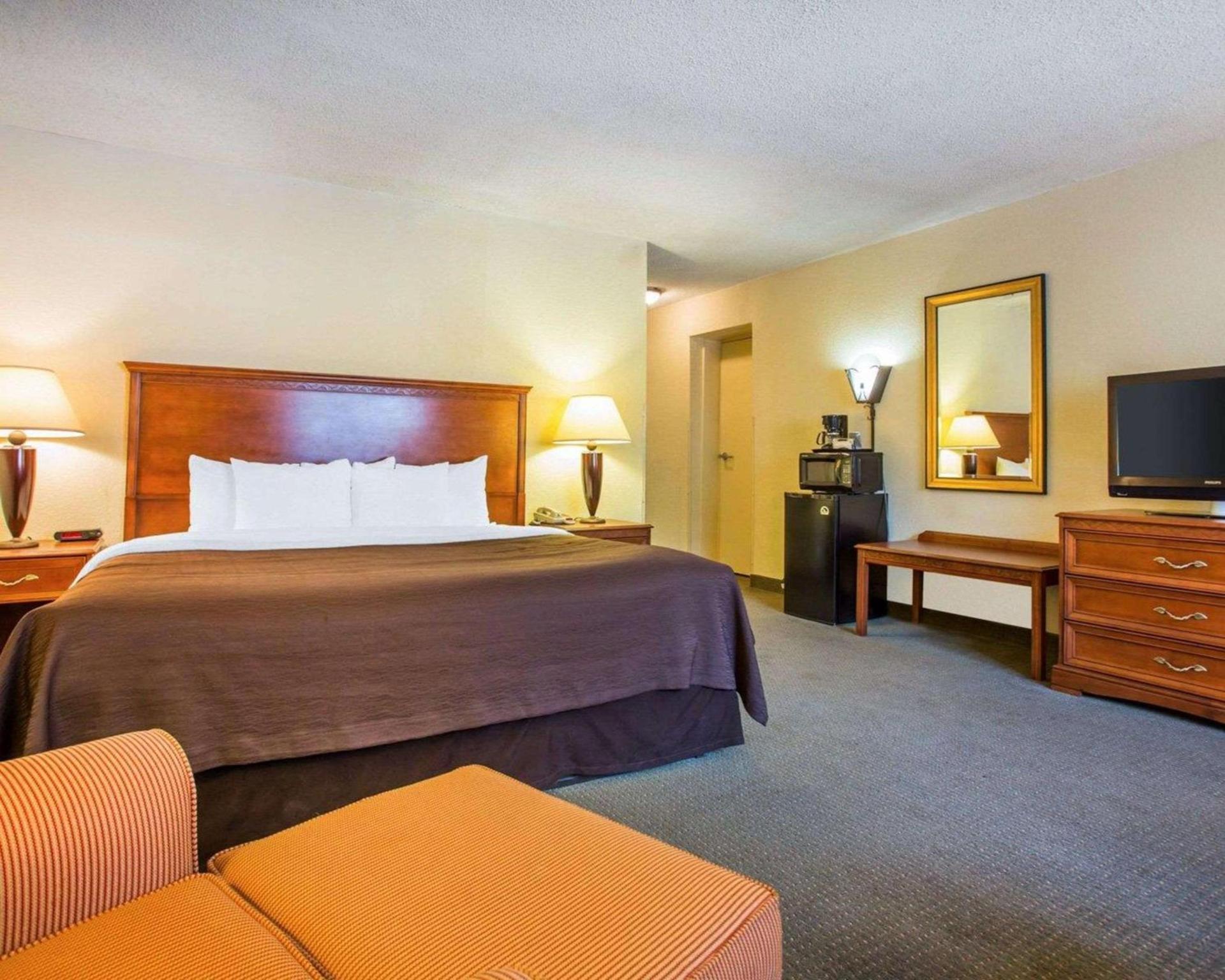 Budgetel Inn & Suites Atlanta photo 22