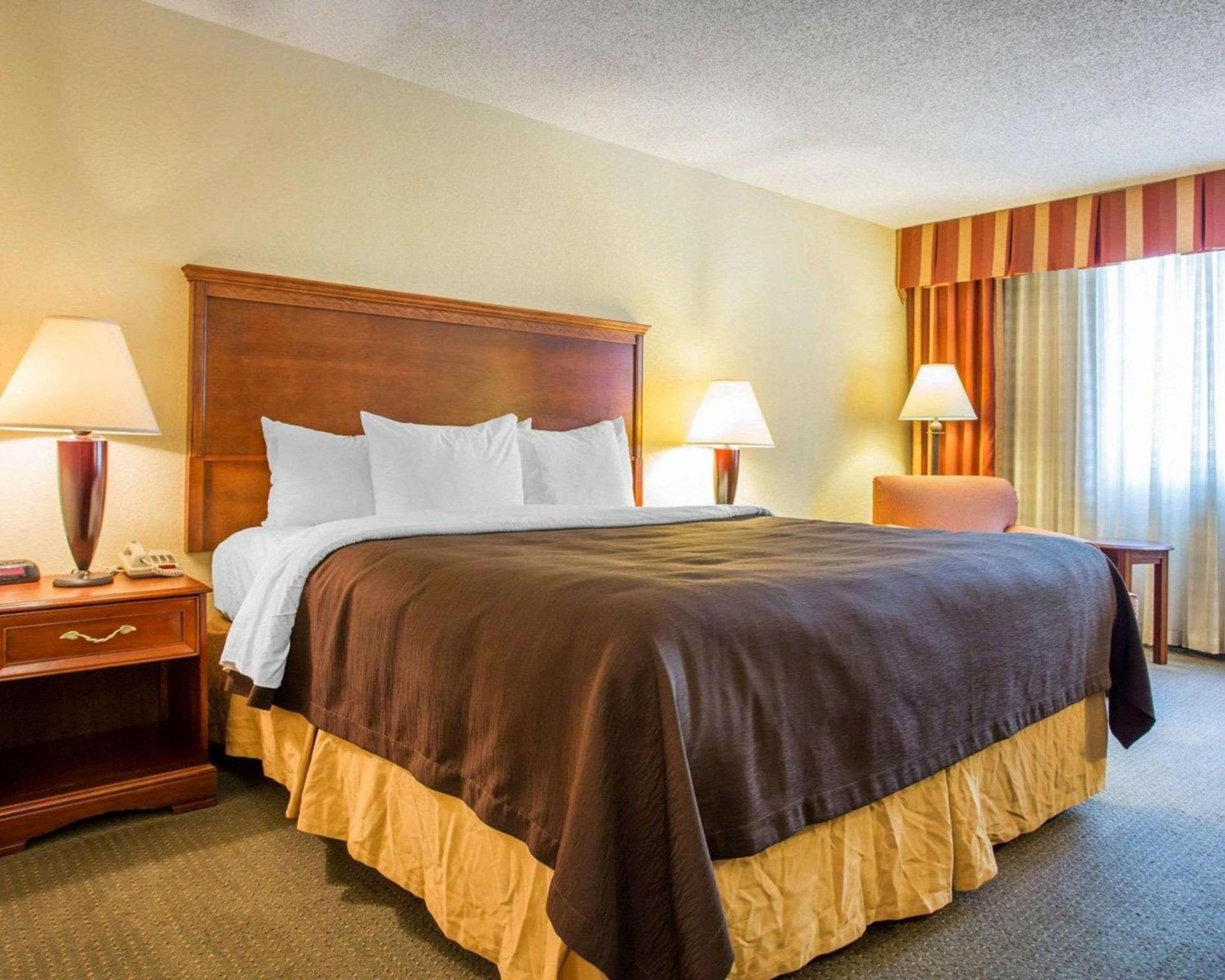 Budgetel Inn & Suites Atlanta photo 21