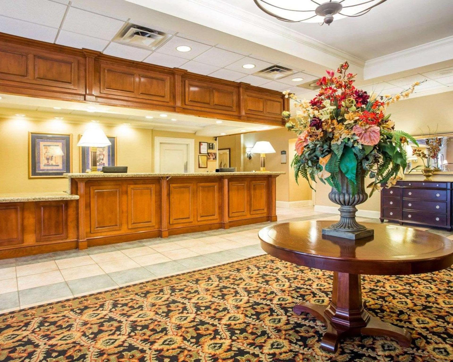 Budgetel Inn & Suites Atlanta photo 5