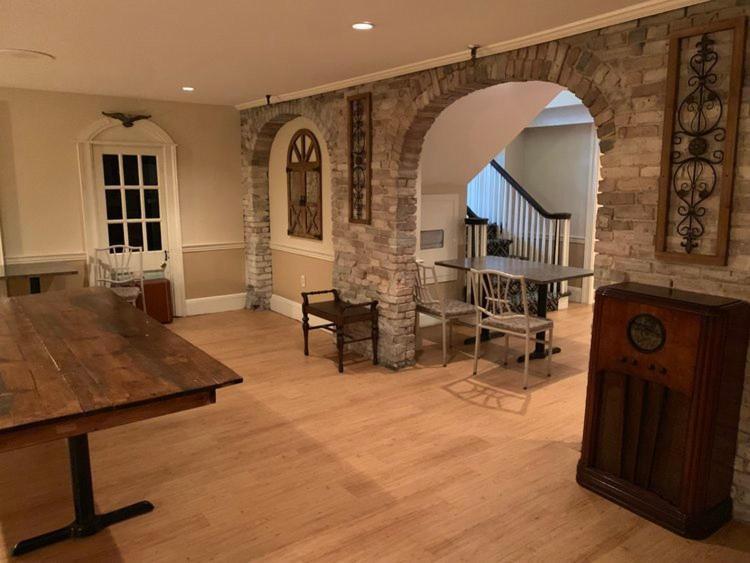 Simsbury 1820 House photo 48