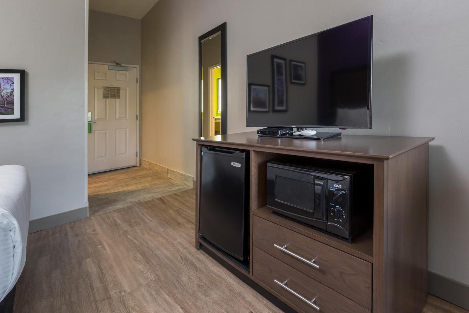 La Quinta by Wyndham Visalia/Sequoia Gateway photo 10