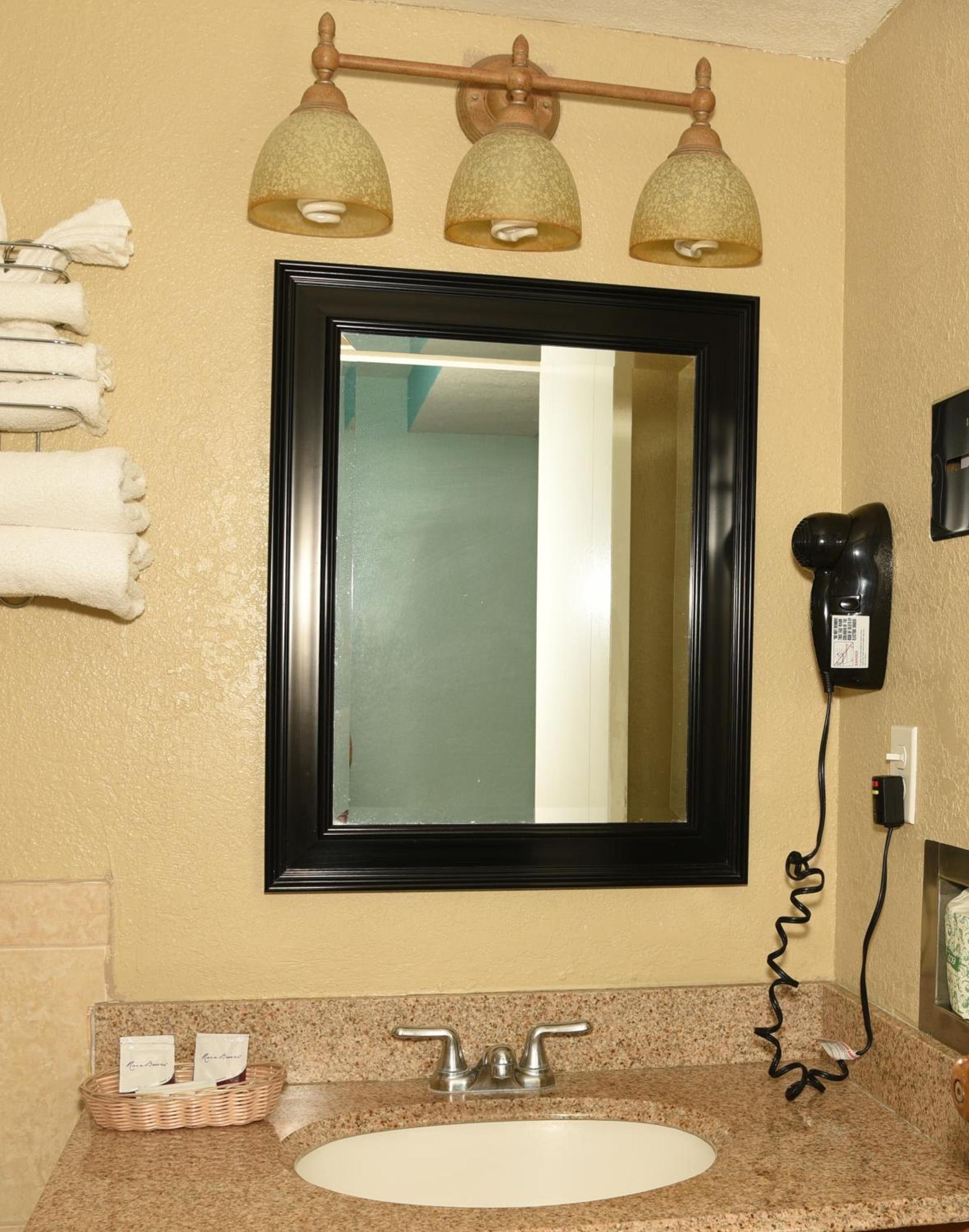 Esquire Inn photo 6