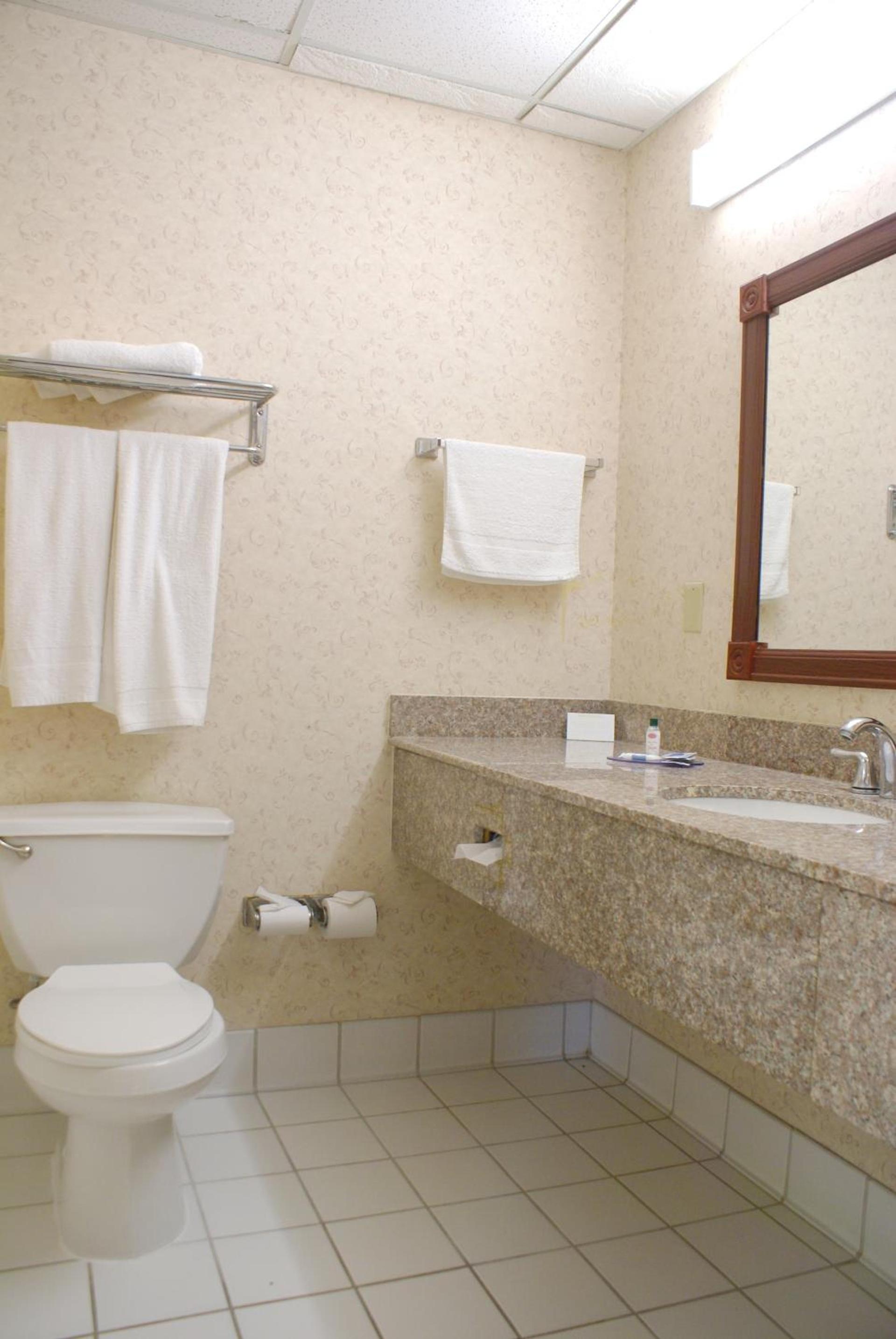 Raritan Hotel photo 12
