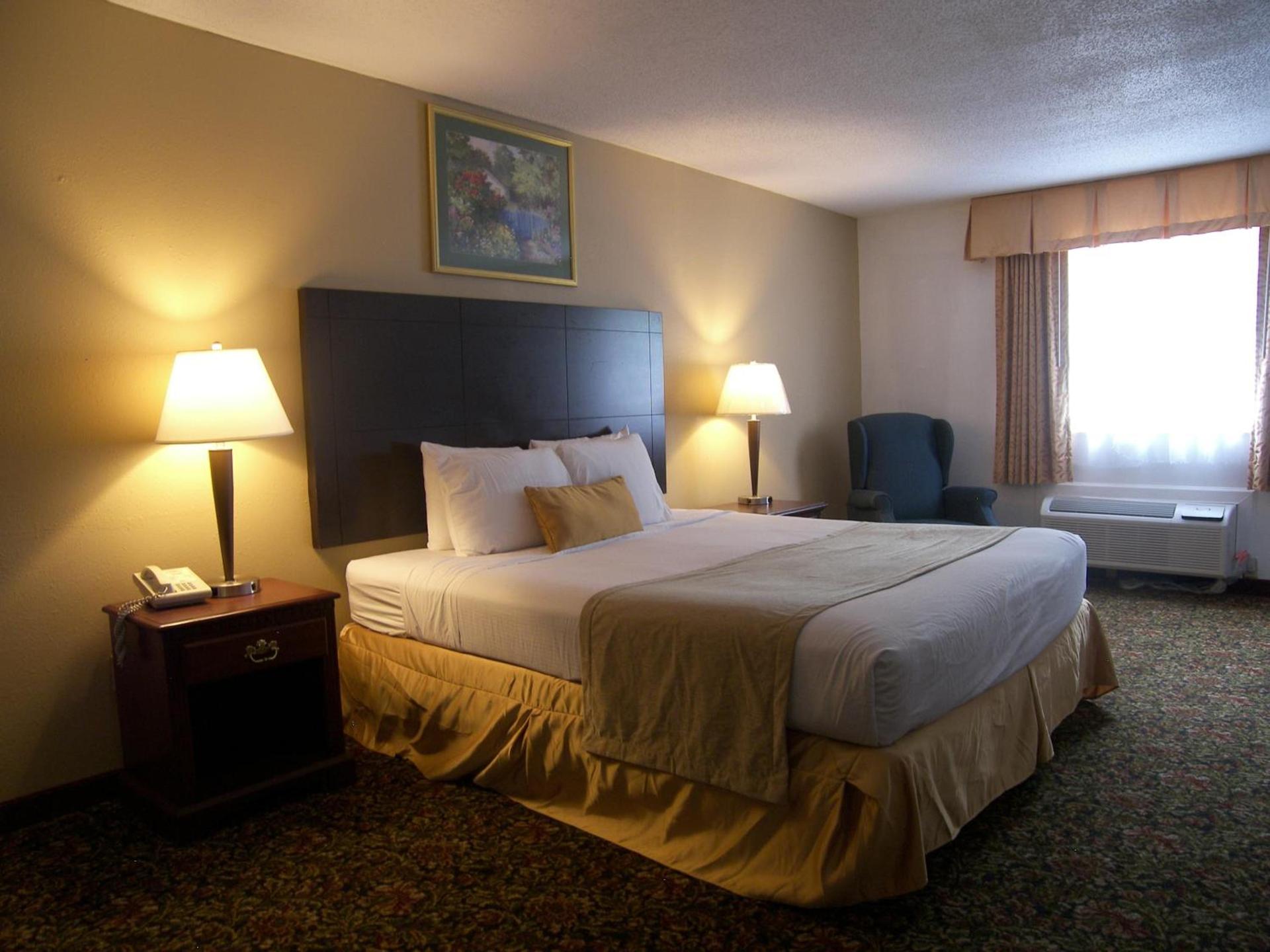 Baymont by Wyndham Mount Vernon Renfro Valley photo 9