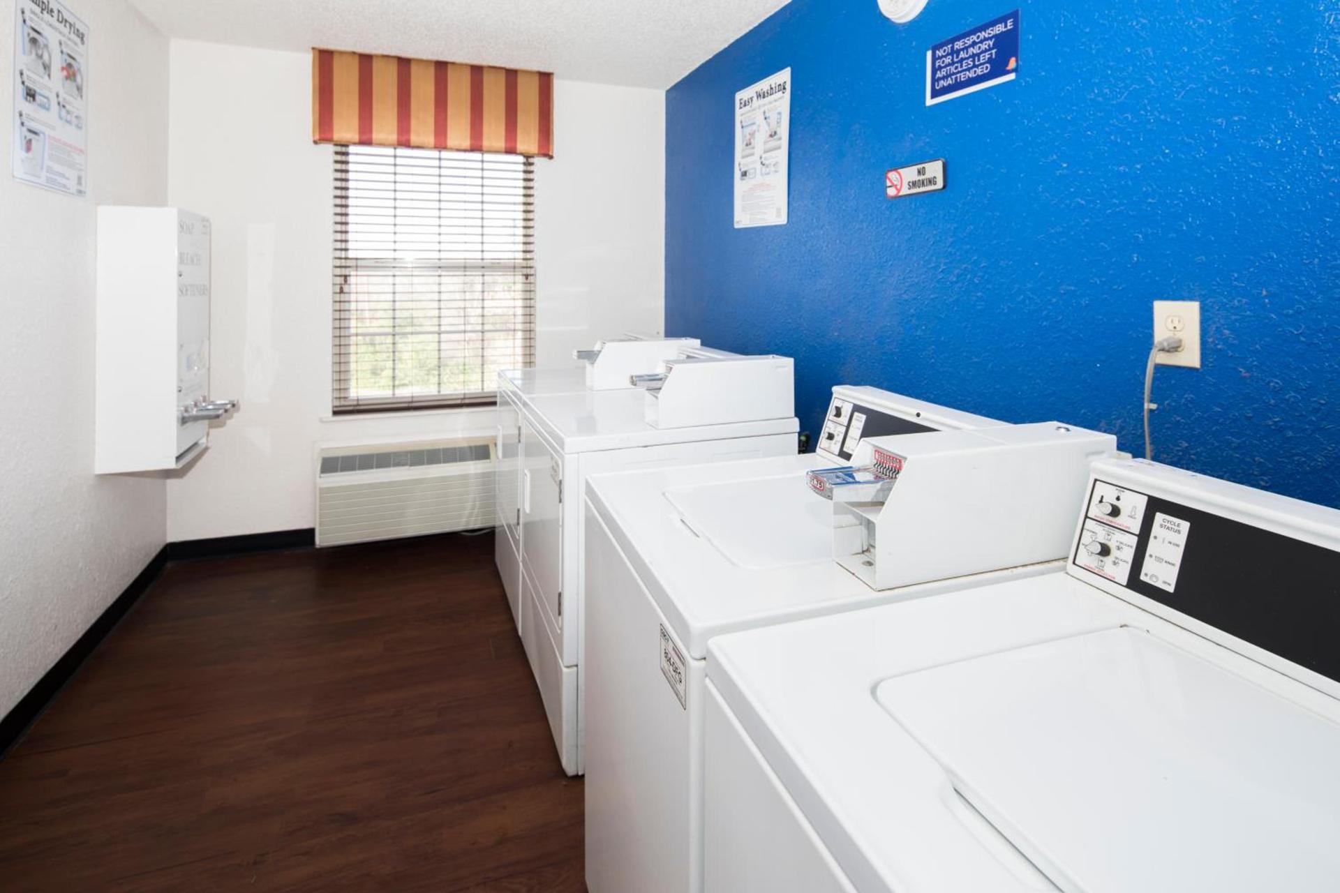 InTown Suites Extended Stay Kannapolis NC photo 4