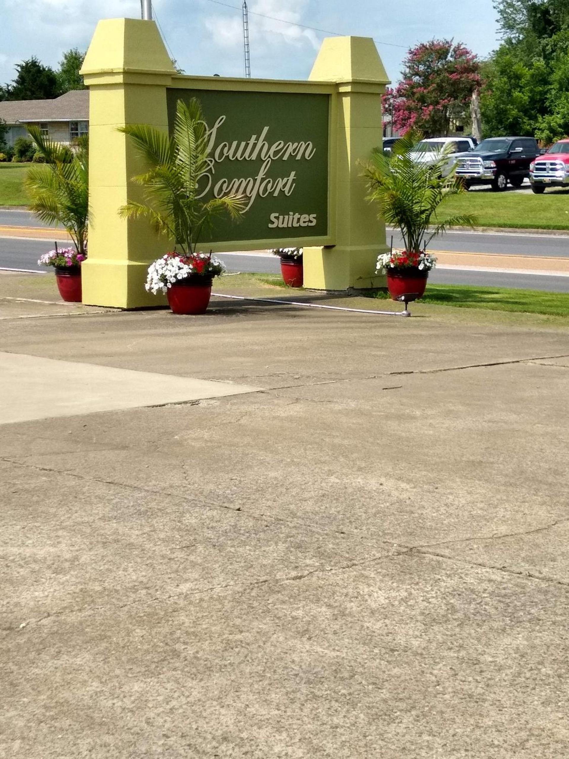 Southern Comfort Suites photo 25