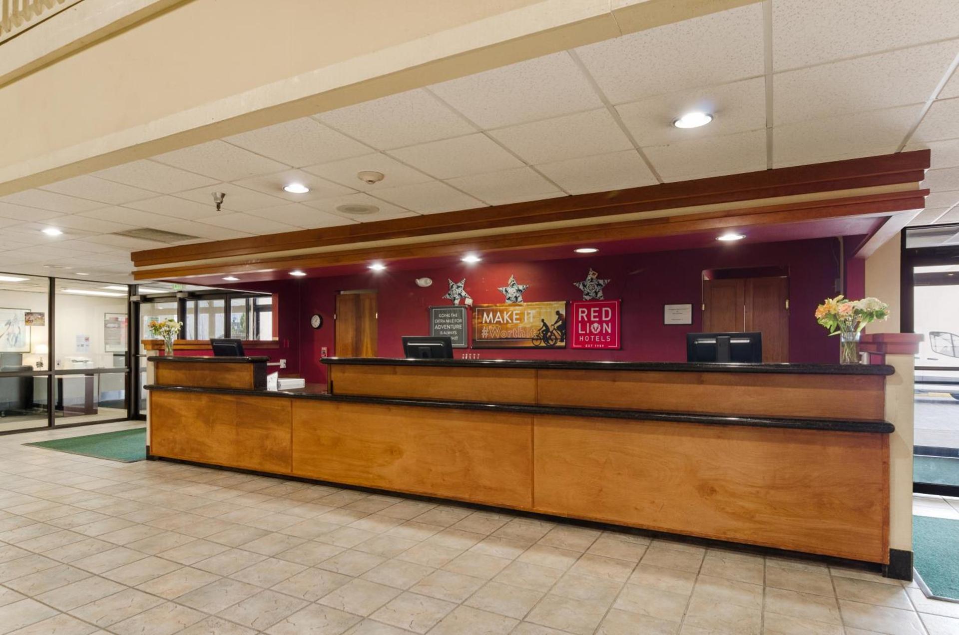 Red Lion Hotel Cheyenne photo 25