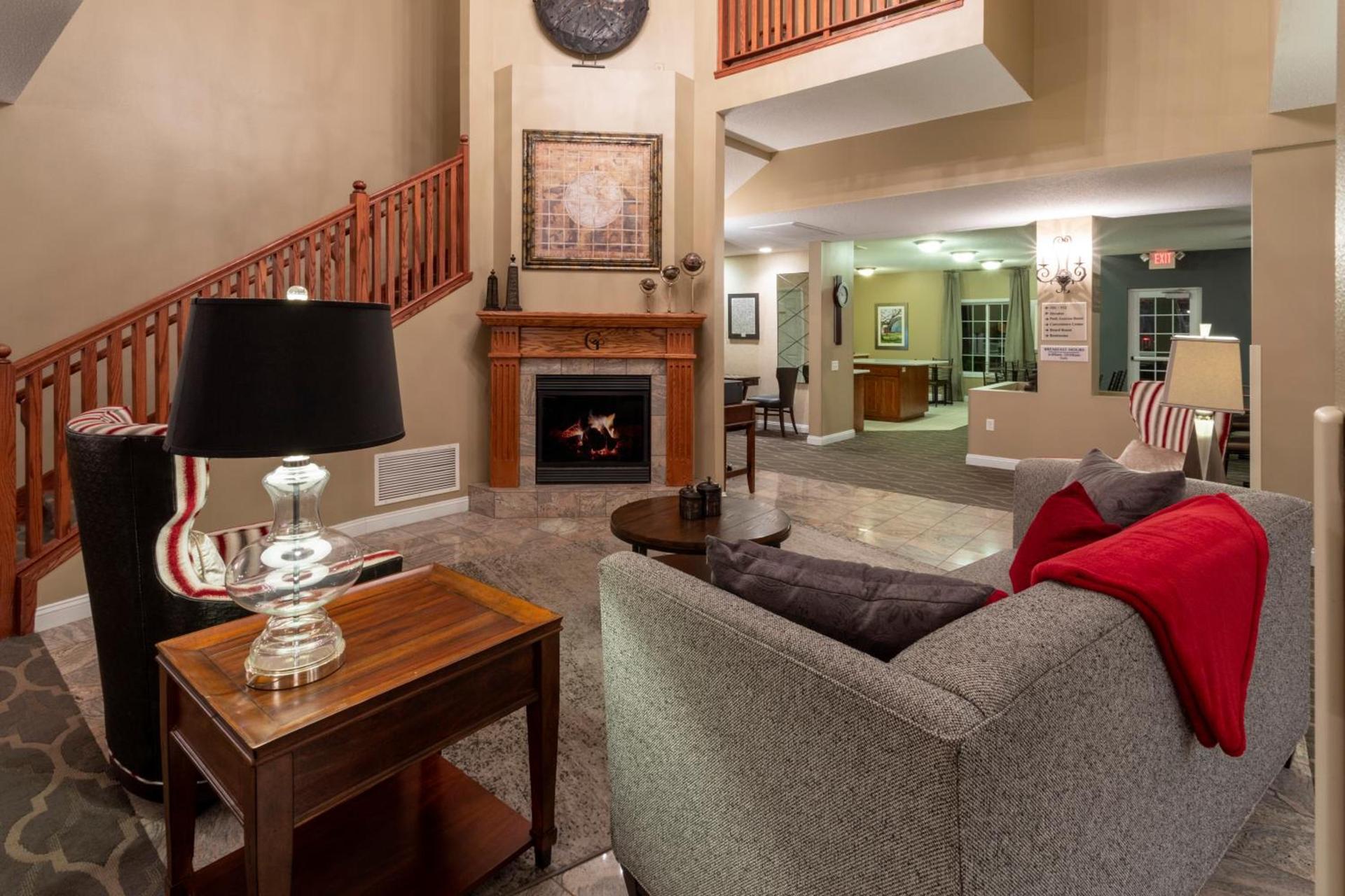 GrandStay Hotel & Suites Ames photo 17
