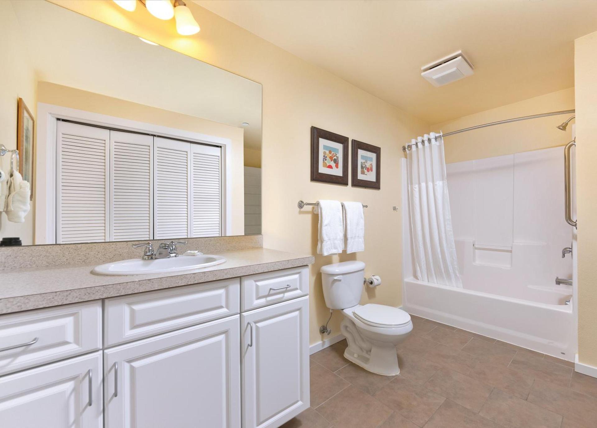 WorldMark Long Beach photo 24