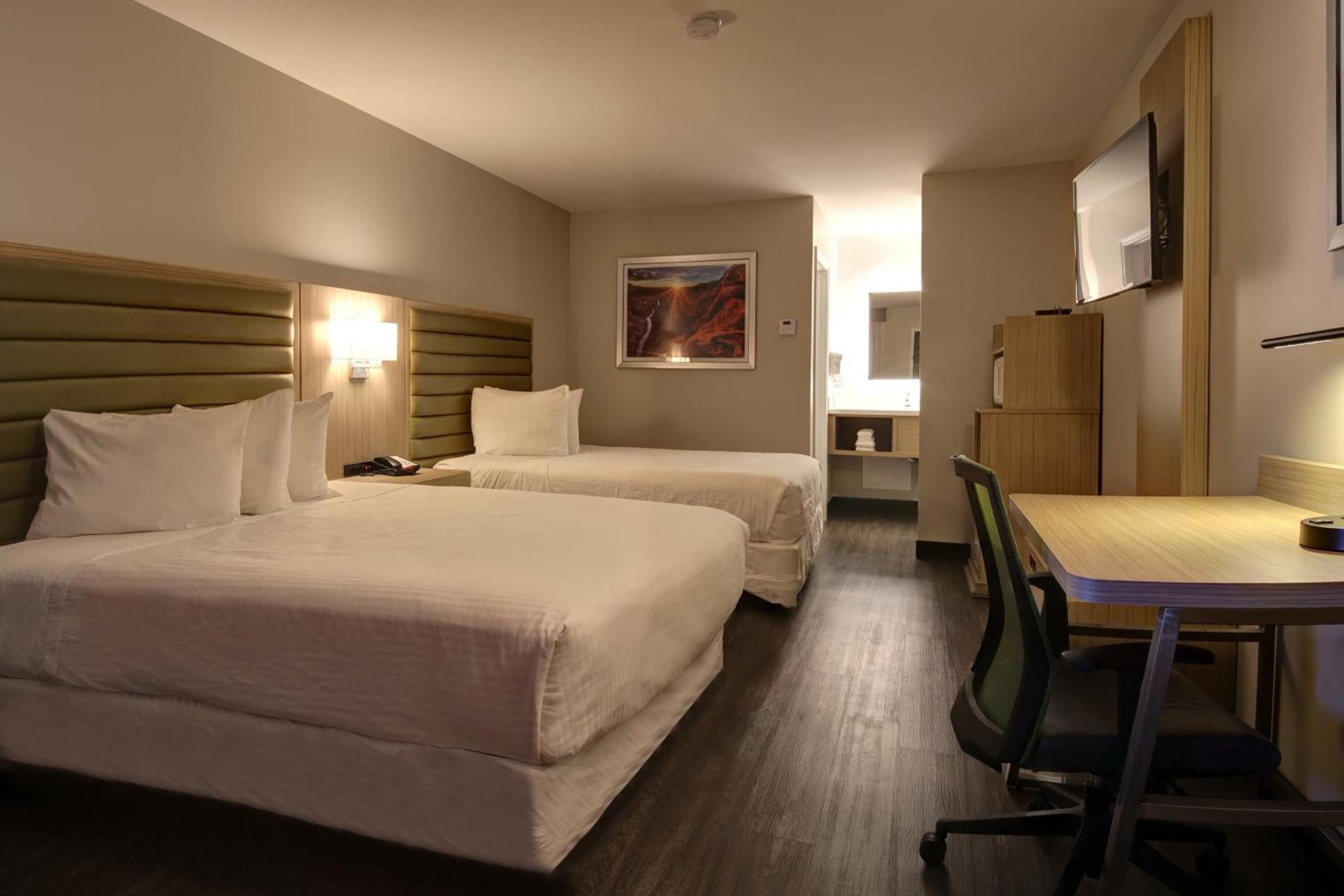 GreenTree Inn Flagstaff photo 6