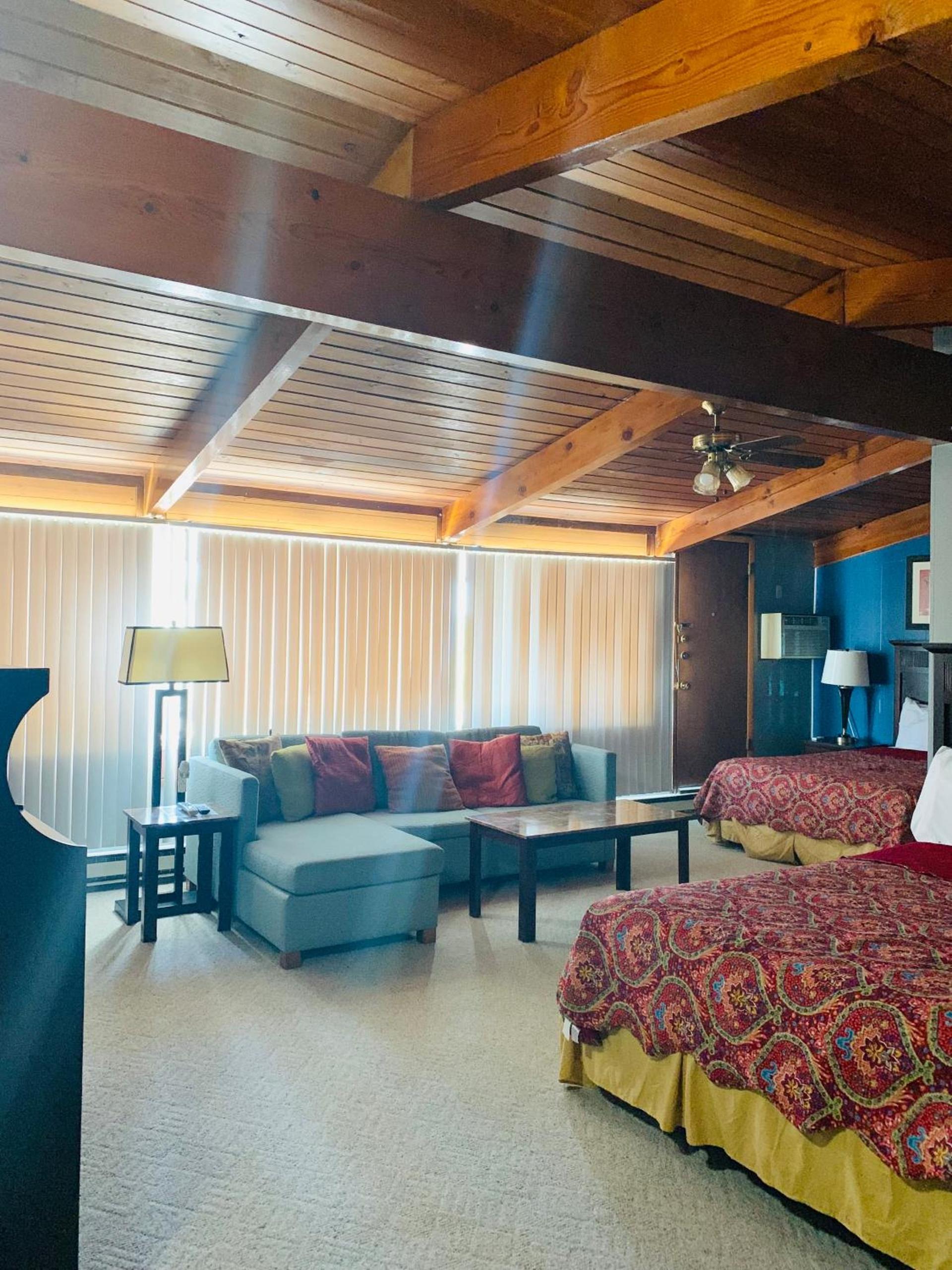 The Crossroads Motel photo 24