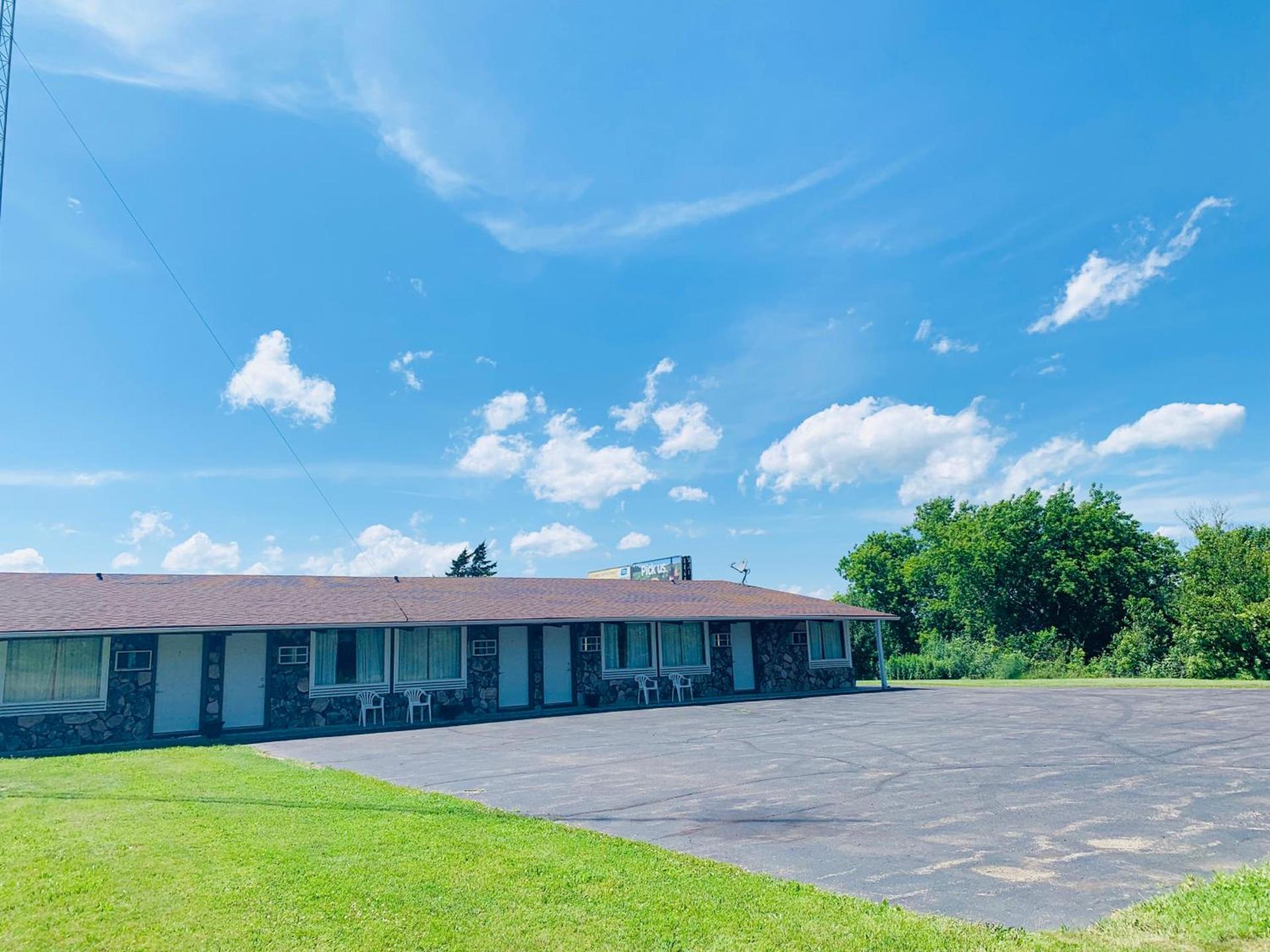 The Crossroads Motel photo 21