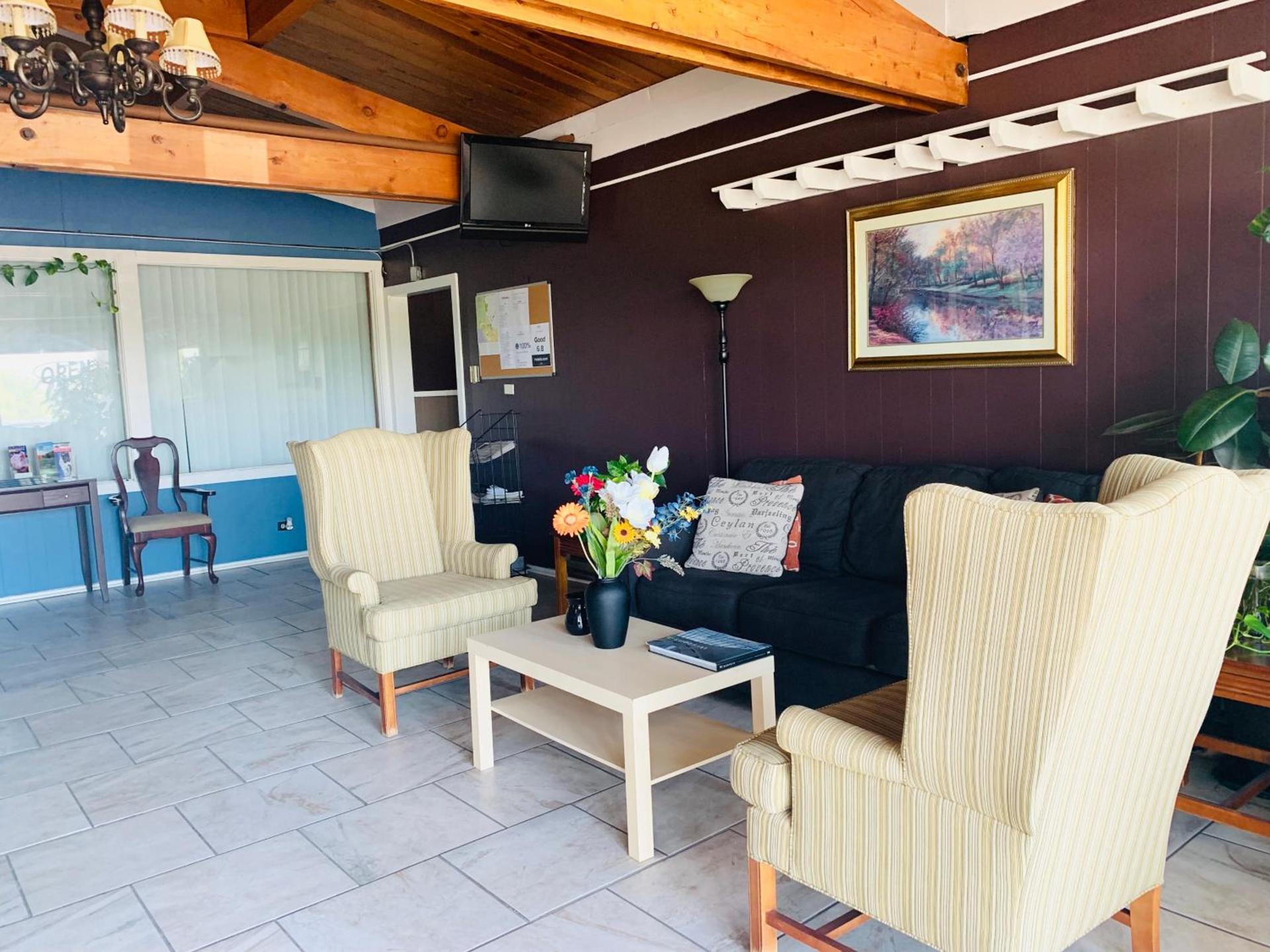 The Crossroads Motel photo 11