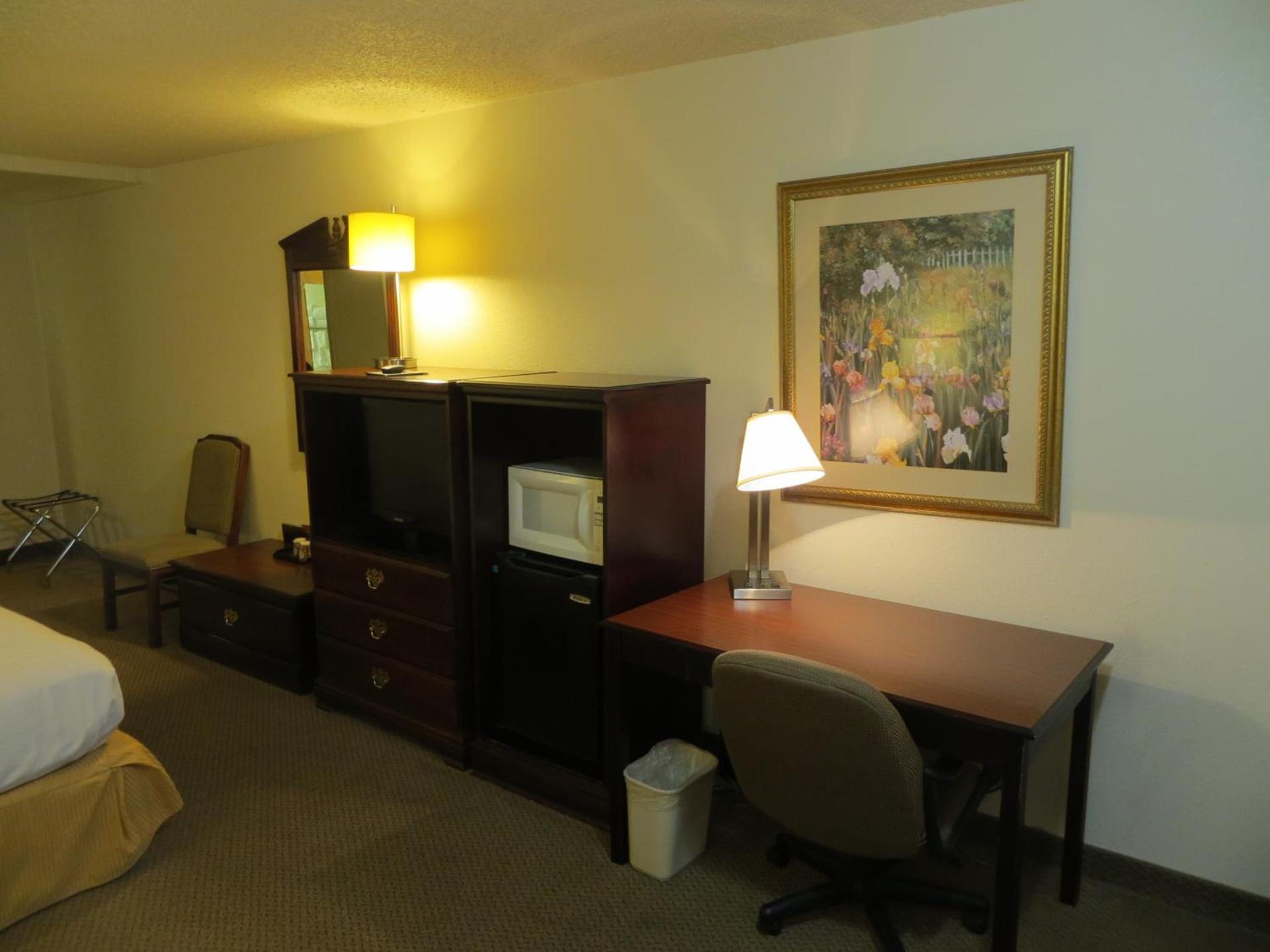 Quality Inn Fort Smith I-540 photo 31