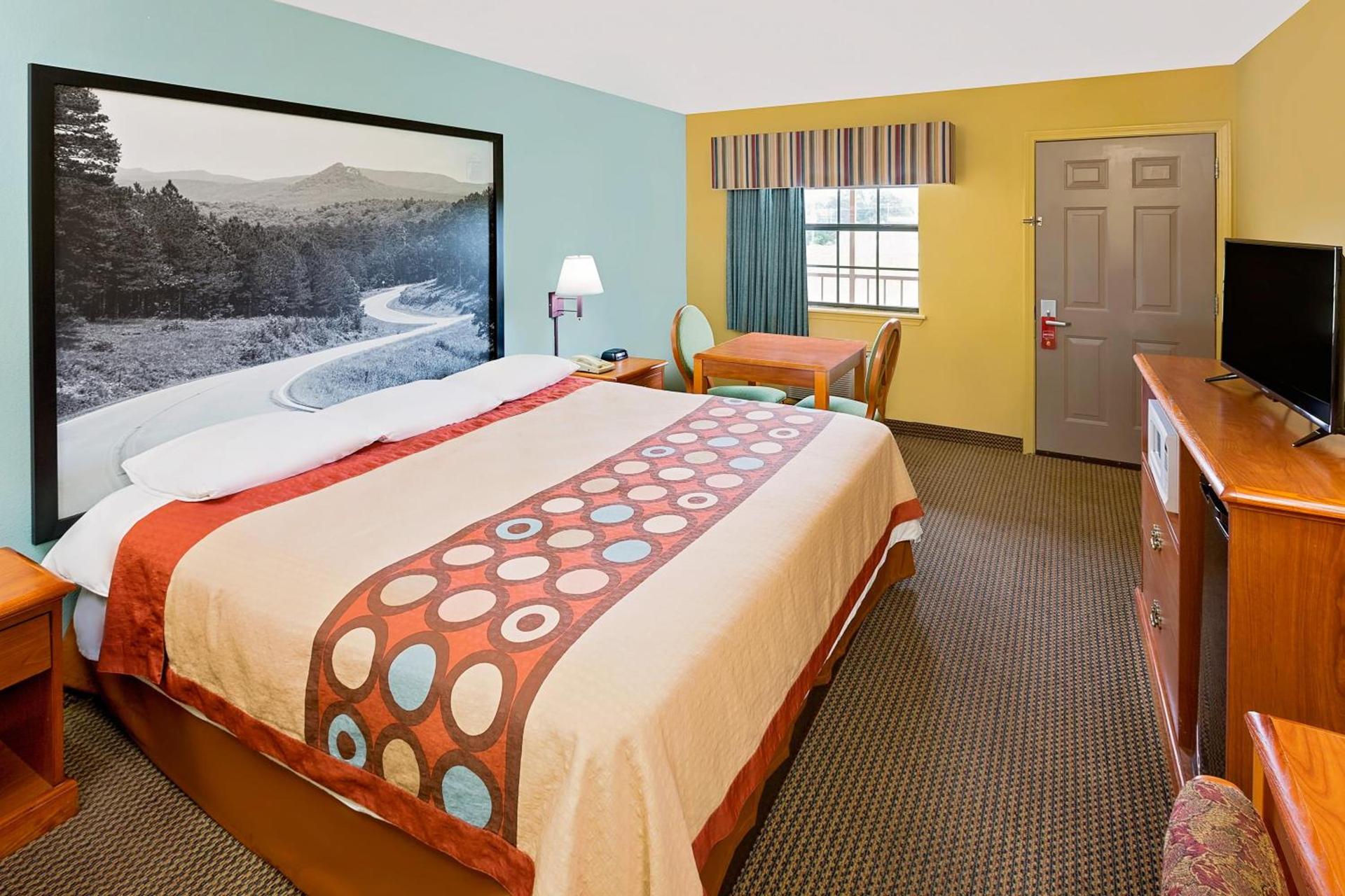 Super 8 by Wyndham Hazen photo 4